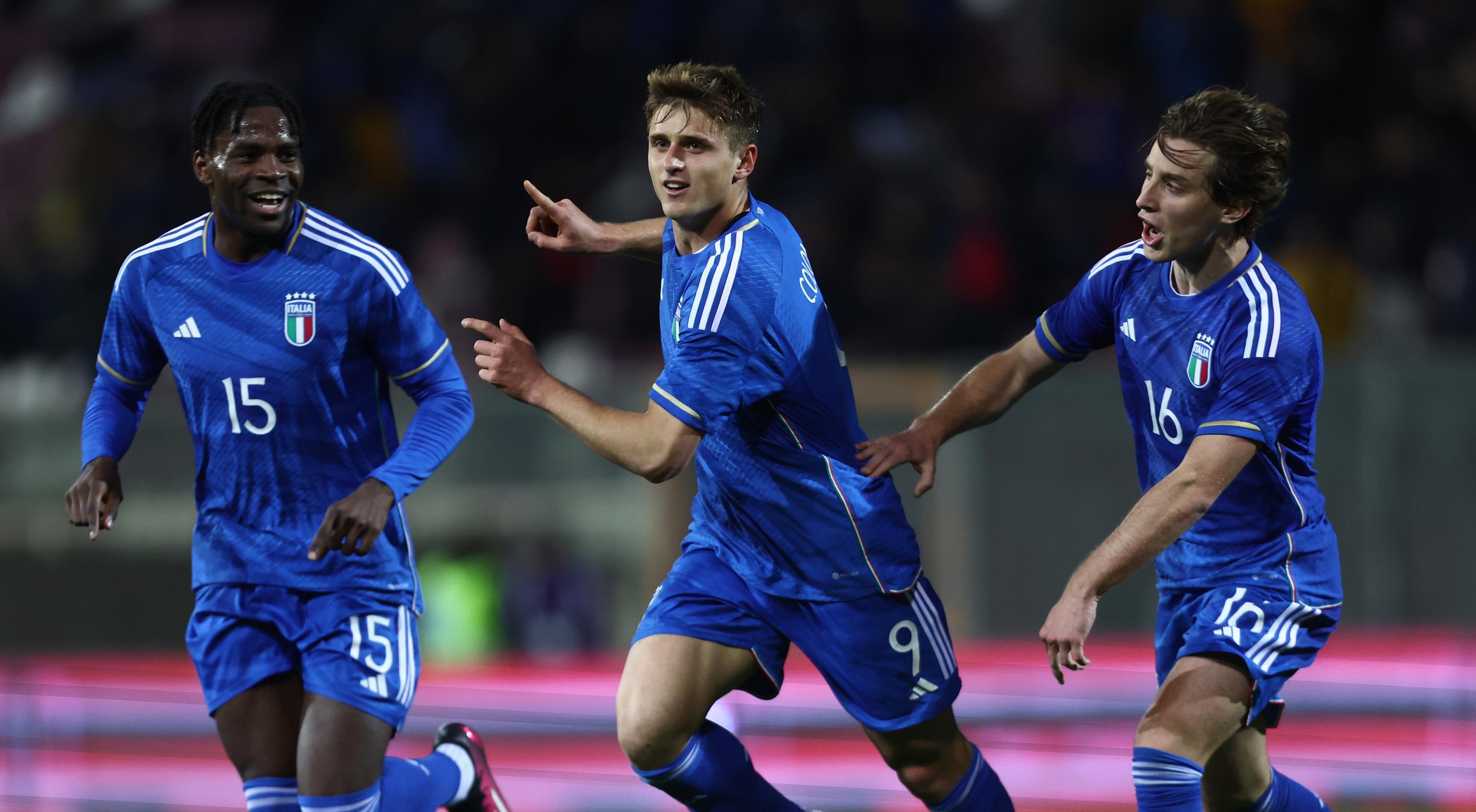 REGGIO CALABRIA, ITALY - MARCH 27: Lorenzo Colombo of Italy celebrates during the International Friendly match between Italy U21 and Ukraine U21 at Stadio Oreste Granillo on March 27, 2023 in Reggio Calabria, Italy. (Photo by Maurizio Lagana/Getty Images)