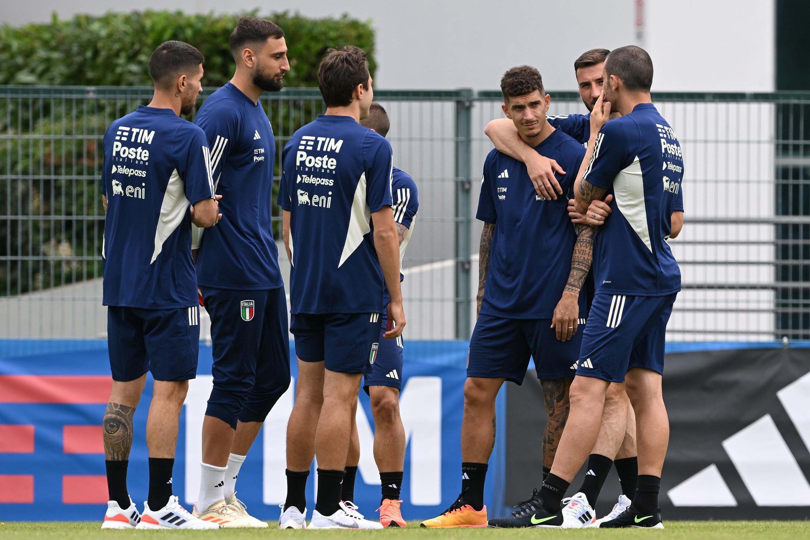 ROME, ITALY - JUNE 05: Players of Italy are seen during an Italy Training Session at Centro Giulio Onesti on June 05, 2023 in Florence, Italy. (Photo by Claudio Villa/Getty Images)