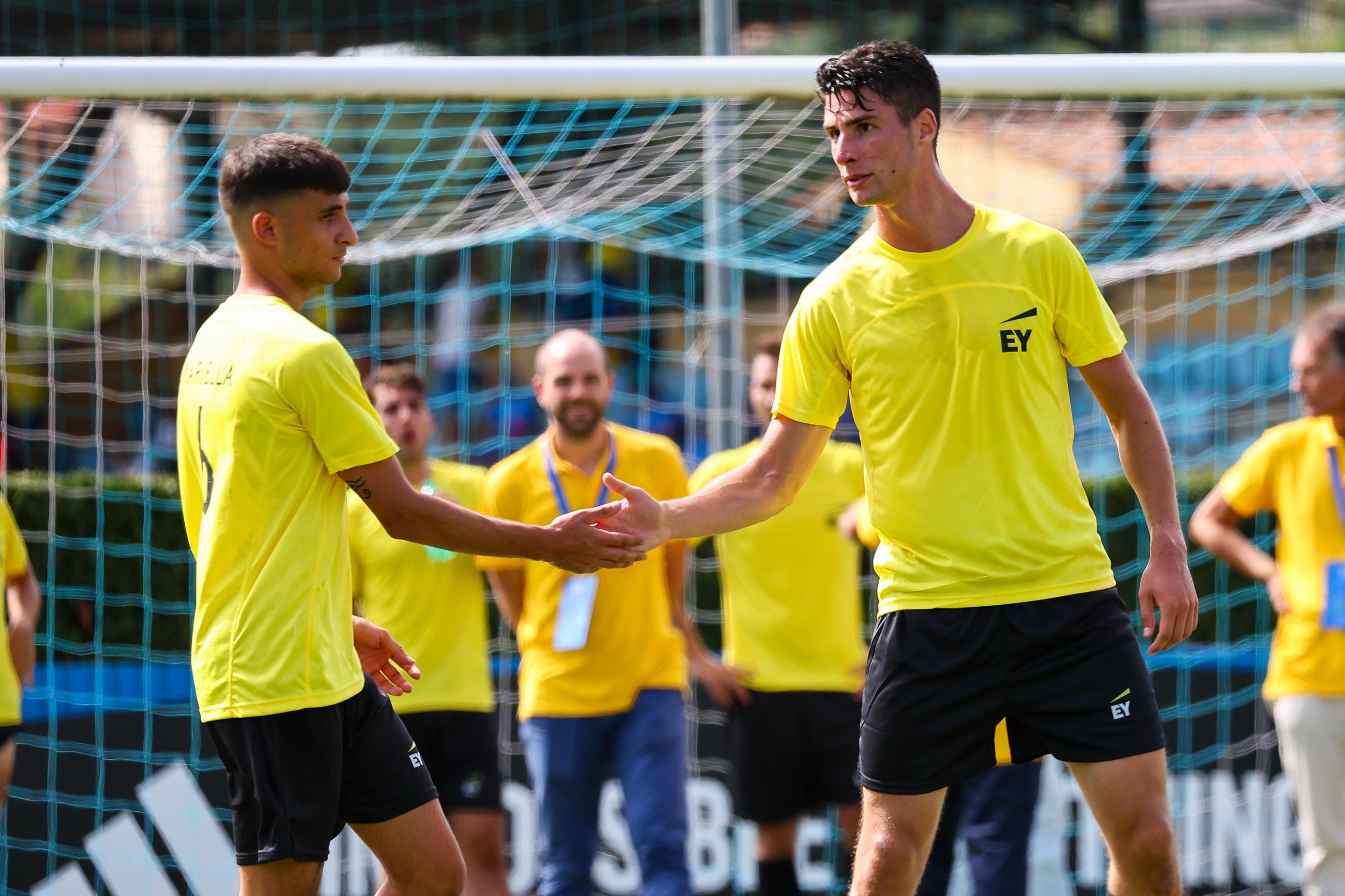 FLORENCE, ITALY - SEPTEMBER 16: Players celebrate at Centro Tecnico Federale di Coverciano on September 16, 2023 in Florence, Italy. (Photo by Luca Amedeo Bizzarri/Getty Images)