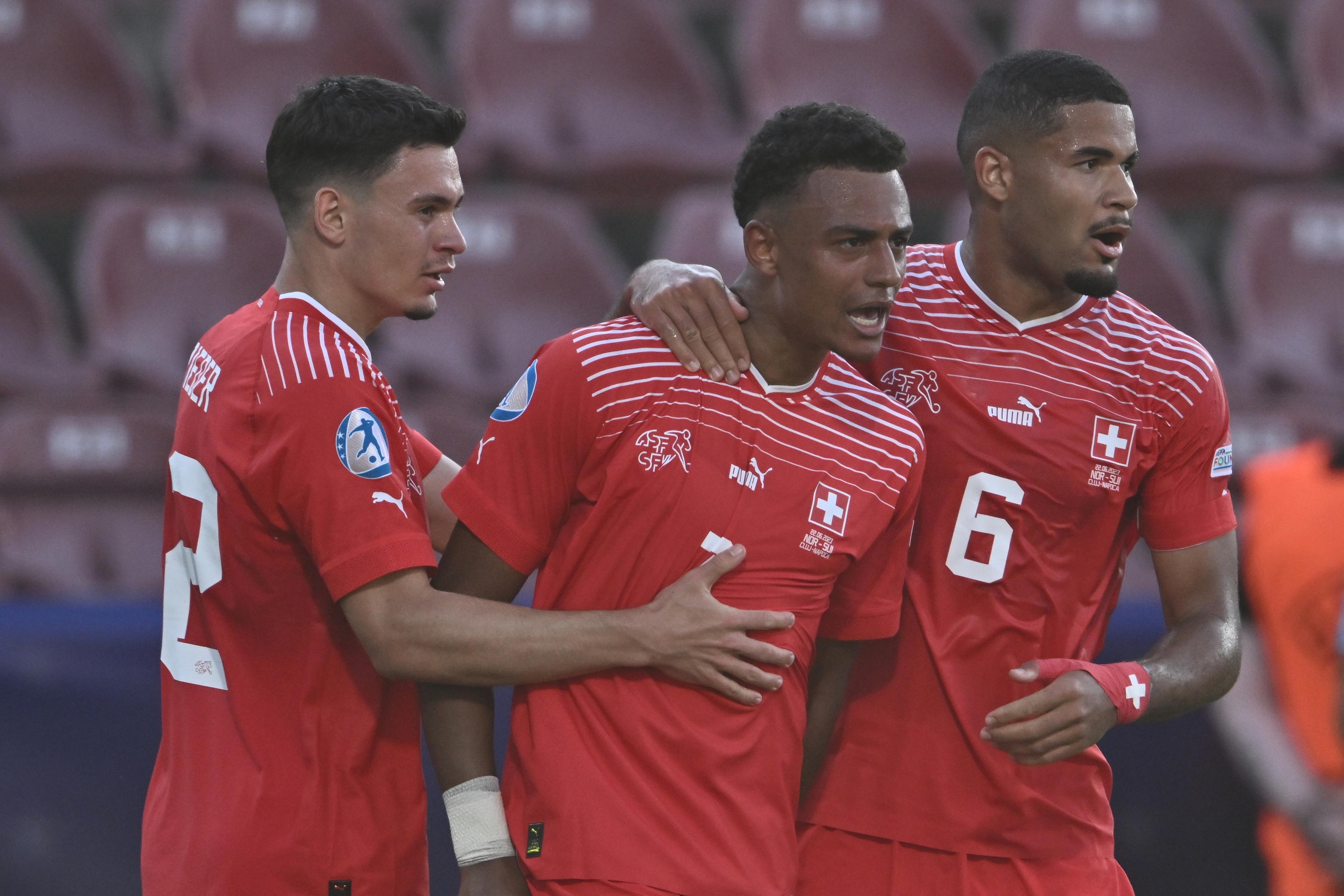 CLUJ-NAPOCA, ROMANIA - JUNE 22:  Dan Ndoye, Fabian Rieder, Simon Sohm of Switzerland celebrate the first goal during the UEFA Under-21 Euro 2023 Group D match between Norway and Switzerland at stadium Dr. Constantin Radulescu, June 22, 2023 in Cluj-Napoca, Romania. (Photo by Sebastian Frej/MB Media/Getty Images)