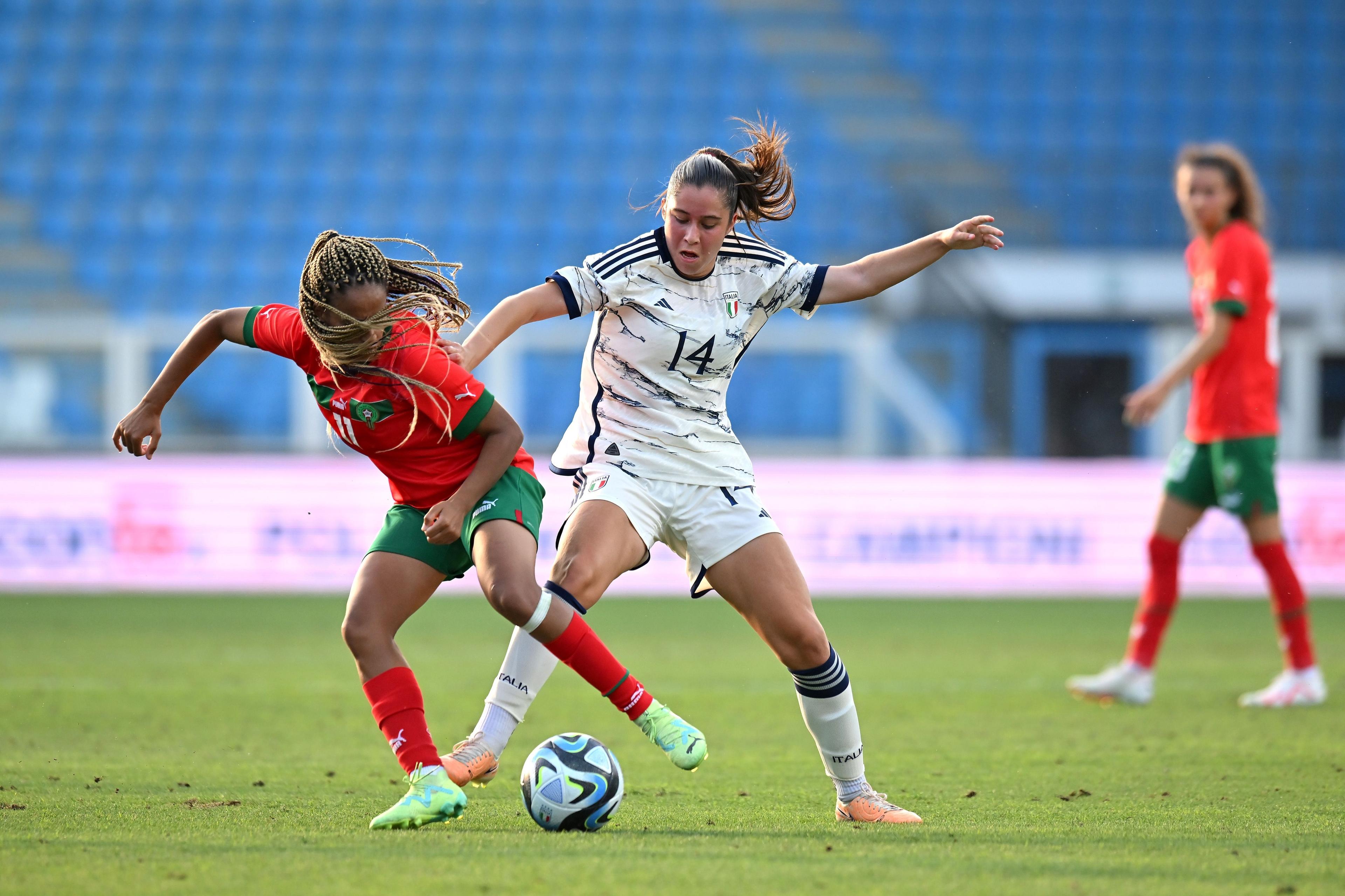 FERRARA, ITALY - JULY 01: Fatima Tagnaout of Morocco competes for the ball with Giulia Dragoni of Italy during the Women´s International Friendly match between Italy and Morocco at Stadio Paolo Mazza on July 01, 2023 in Ferrara, Italy. (Photo by Alessandro Sabattini/Getty Images)