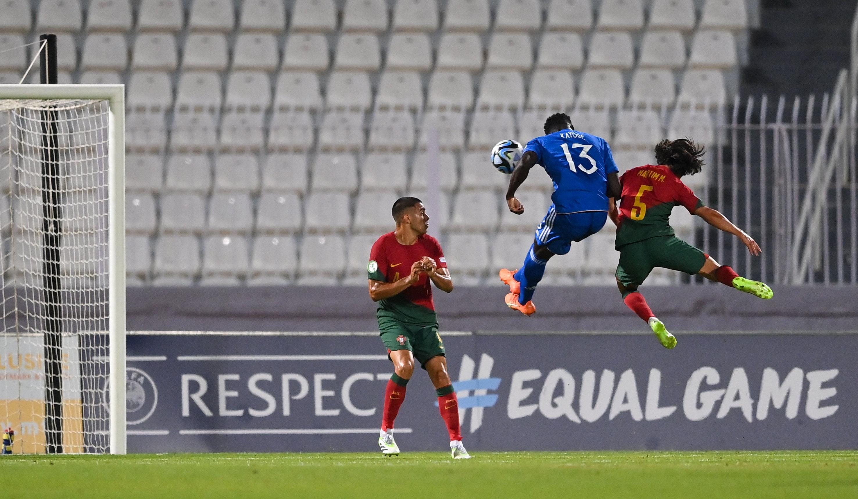 TA' QALI, MALTA - JULY 16: Michael Olabode Kayode of Italy heads his side's first goal during the UEFA European Under-19 Championship 2022/23 final match between Portugal and Italy at the National Stadium on July 16, 2023 in Ta' Qali, Malta. (Photo by Seb Daly - Sportsfile/UEFA via Getty Images)