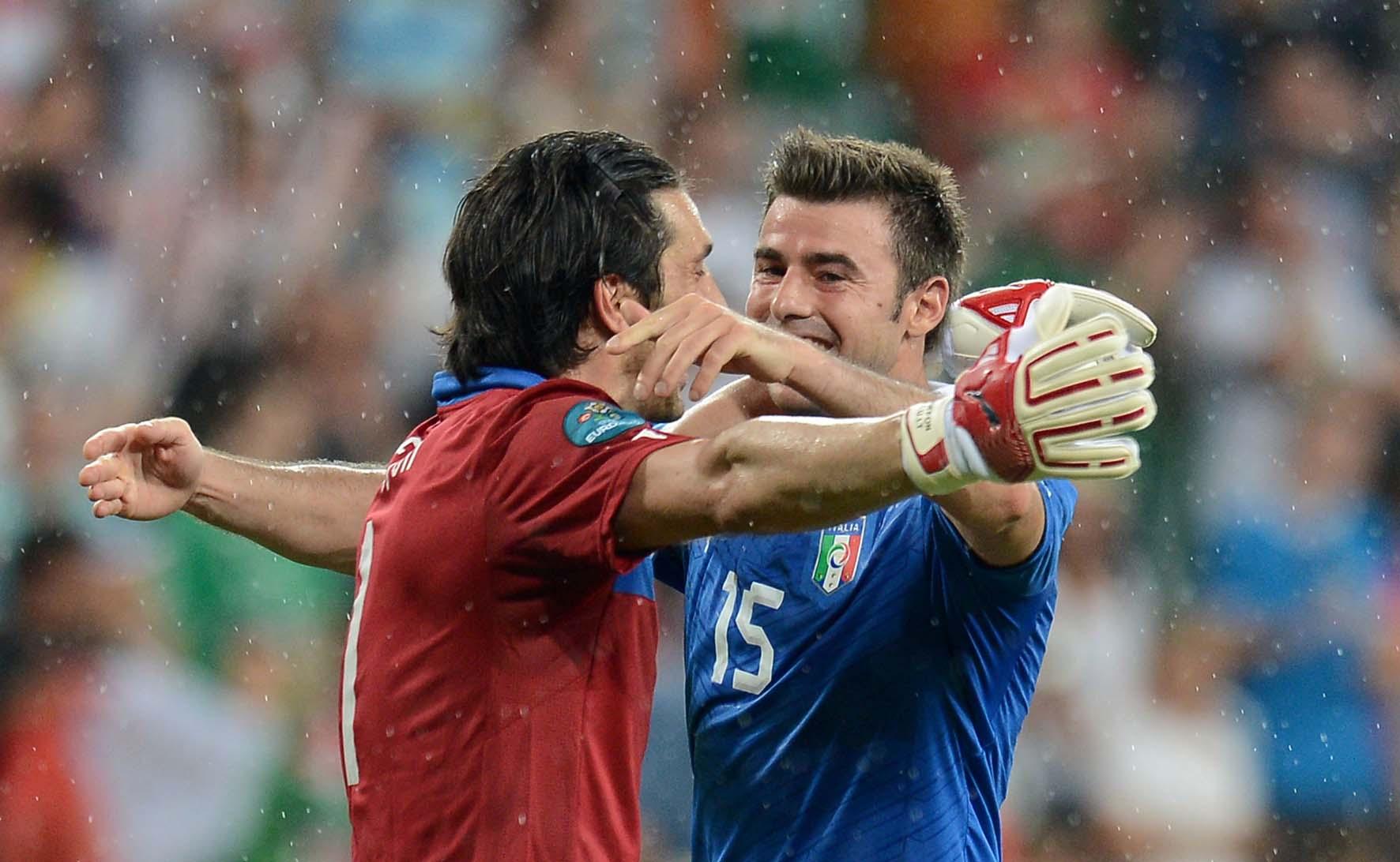 POZNAN, POLAND - JUNE 18: Gianluigi Buffon and Andrea Barzagli of Italy celebrate victory and progress to the quarter finals during the UEFA EURO 2012 group C match between Italy and Ireland at The Municipal Stadium on June 18, 2012 in Poznan, Poland. (Photo by FIGC/FIGC) *** Local Caption *** Gianluigi Buffon;Andrea Barzagli