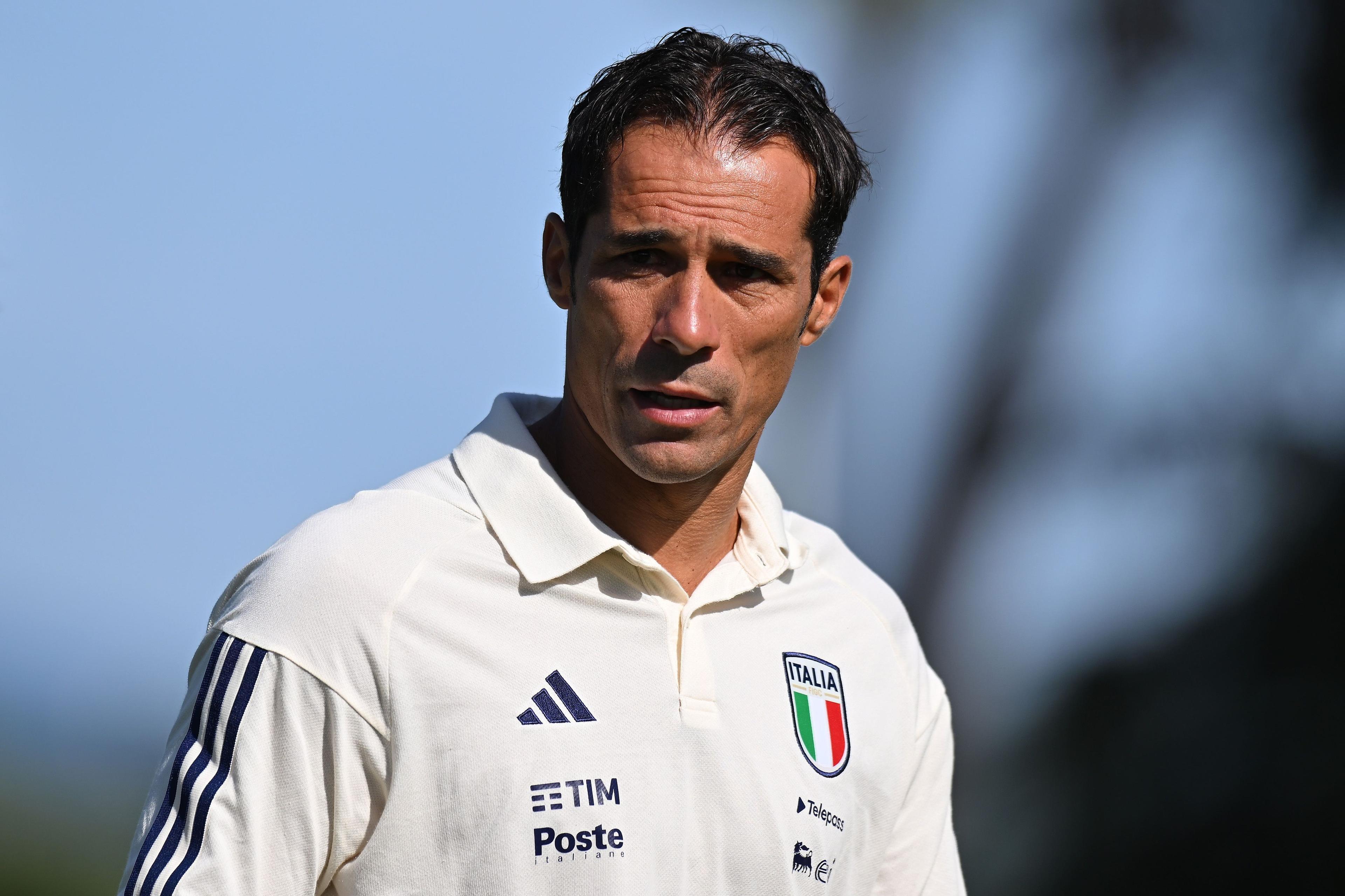 FLORENCE, ITALY - AUGUST 09: Bernardo Corradi head coach of Italy U19 looks on during the match between Italy U19 and Albania U19 at Centro Tecnico Federale di Coverciano on August 09, 2023 in Florence, Italy. (Photo by Alessandro Sabattini/Getty Images)