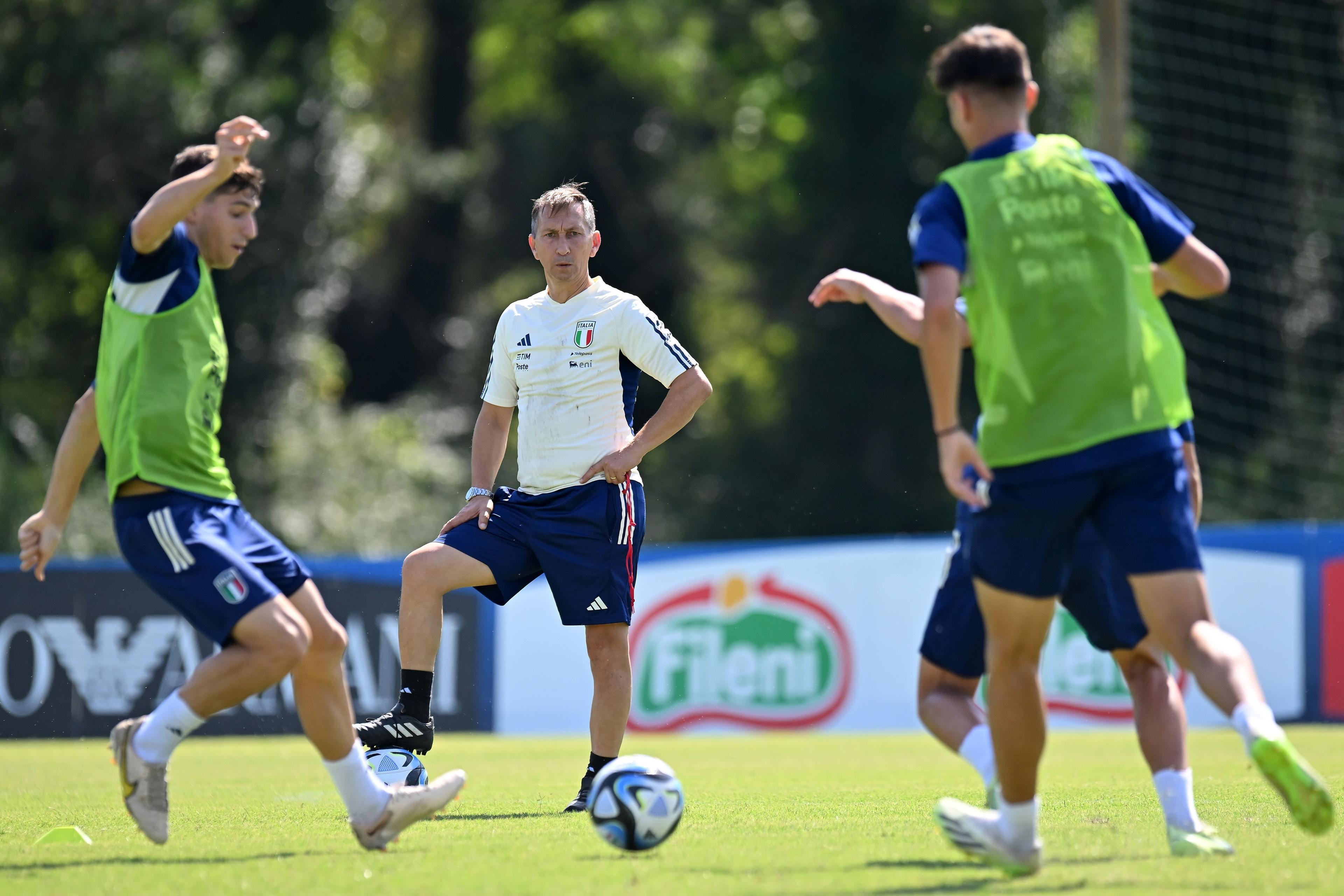 TIRRENIA, ITALY - SEPTEMBER 04: during the Italy U21 Training Session on September 04, 2023 in Tirrenia, Italy. (Photo by Alessandro Sabattini/Getty Images)