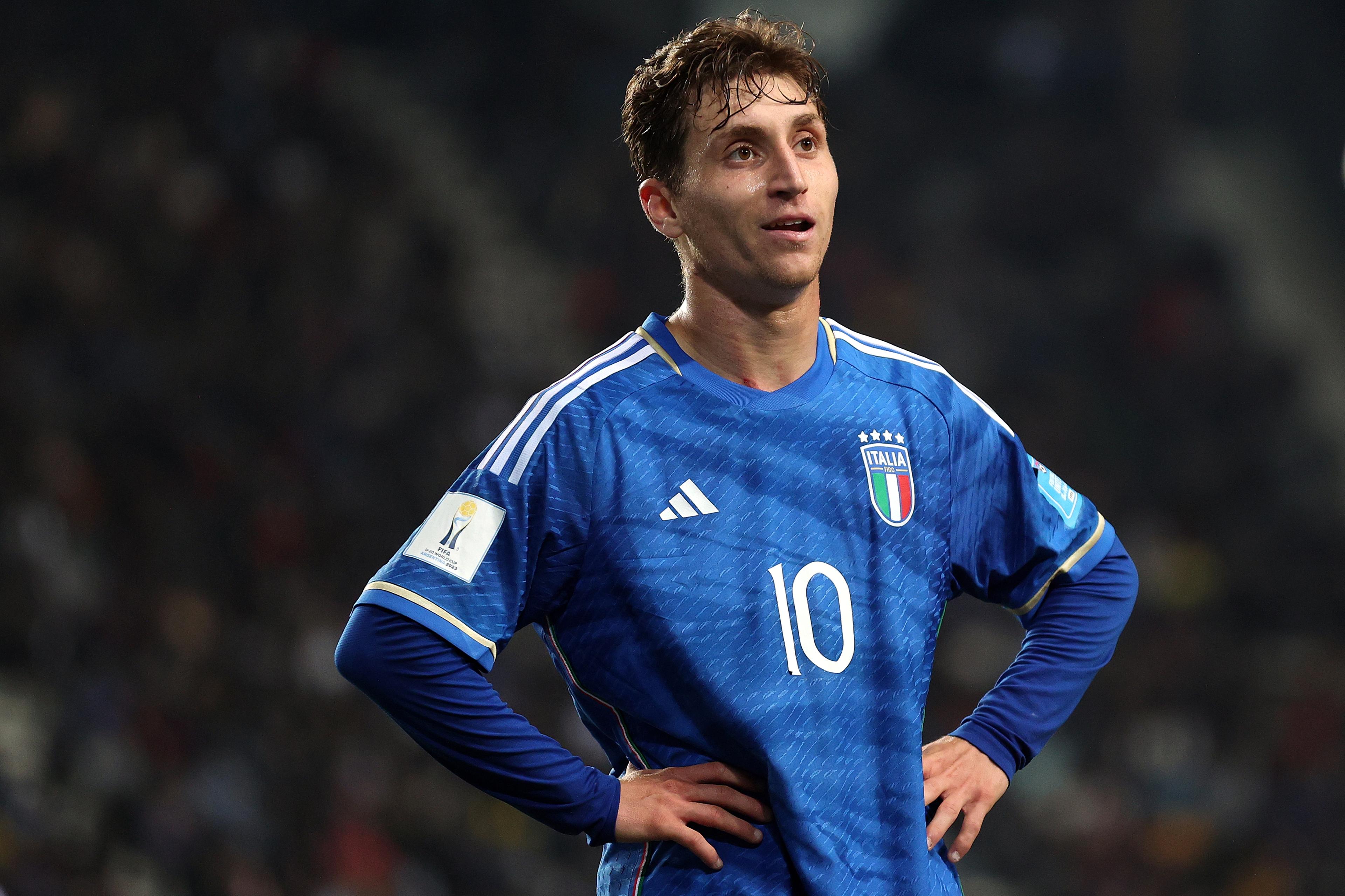 LA PLATA, ARGENTINA - MAY 31: Tommaso Baldanzi of Italy looks on during a FIFA U-20 World Cup Argentina 2023 Round of 16 match between England and Italy at Estadio La Plata on May 31, 2023 in La Plata, Argentina. (Photo by Tim Nwachukwu - FIFA/FIFA via Getty Images)