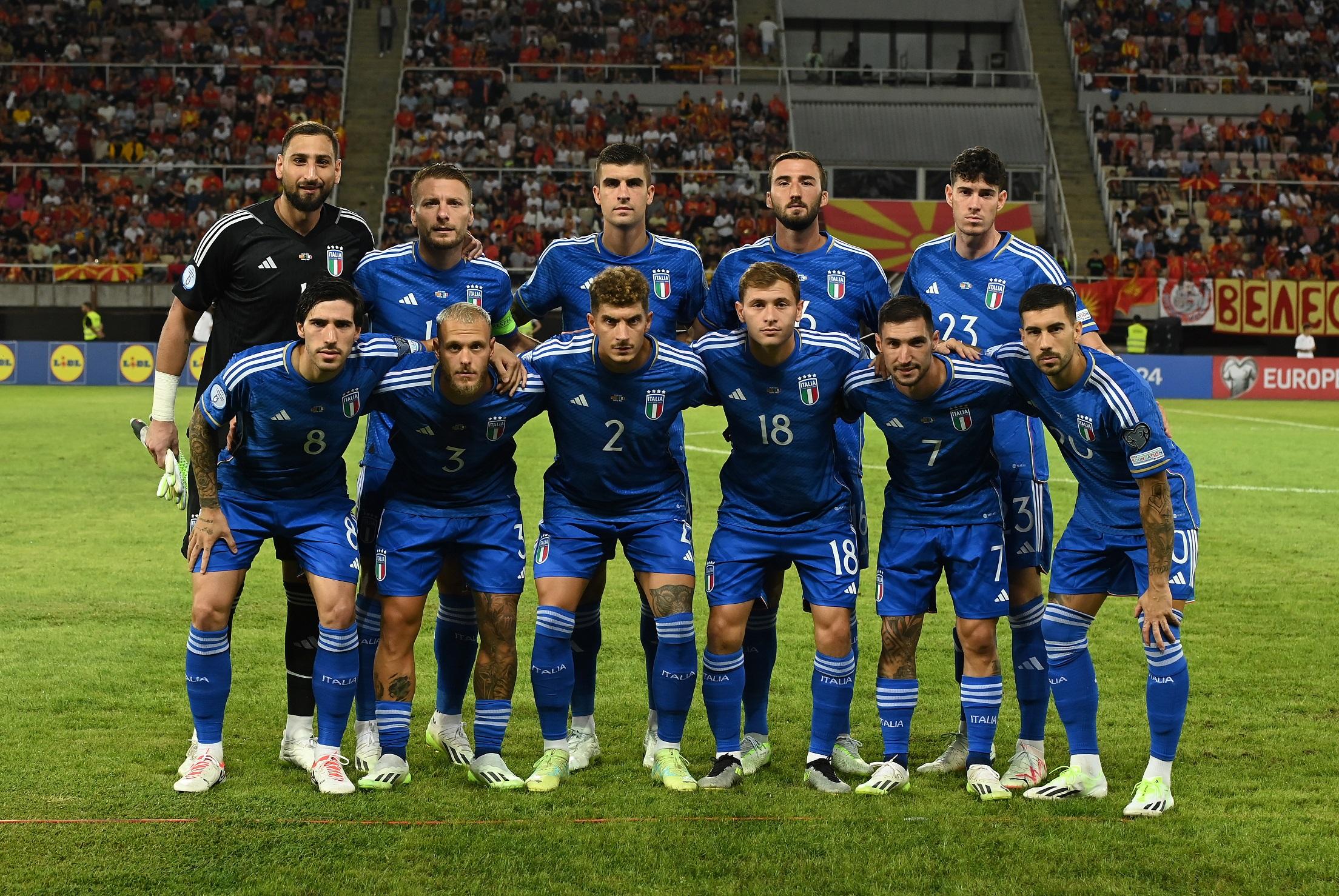 SKOPJE, MACEDONIA - SEPTEMBER 09: Players of Italy line up prior to the UEFA EURO 2024 European qualifier match between North Macedonia and Italy at National Arena Todor Proeski on September 09, 2023 in Skopje, Macedonia. (Photo by Claudio Villa/Getty Images)