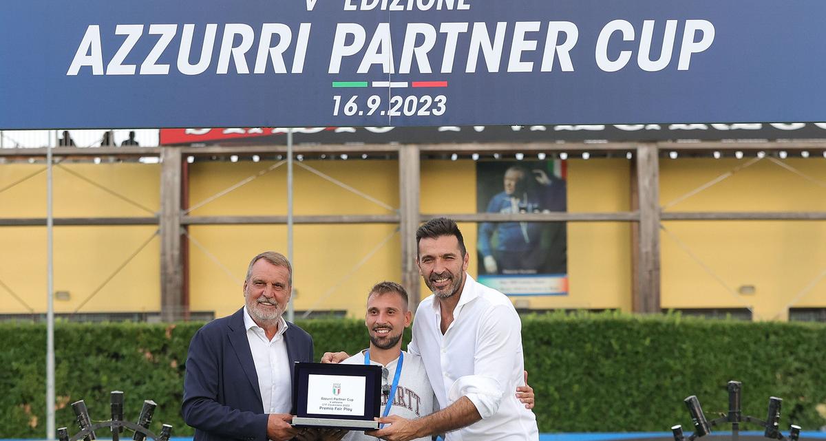 Azzurri Partner Cup 2023 - la cerimonia di premiazione con Buffon e Tardelli