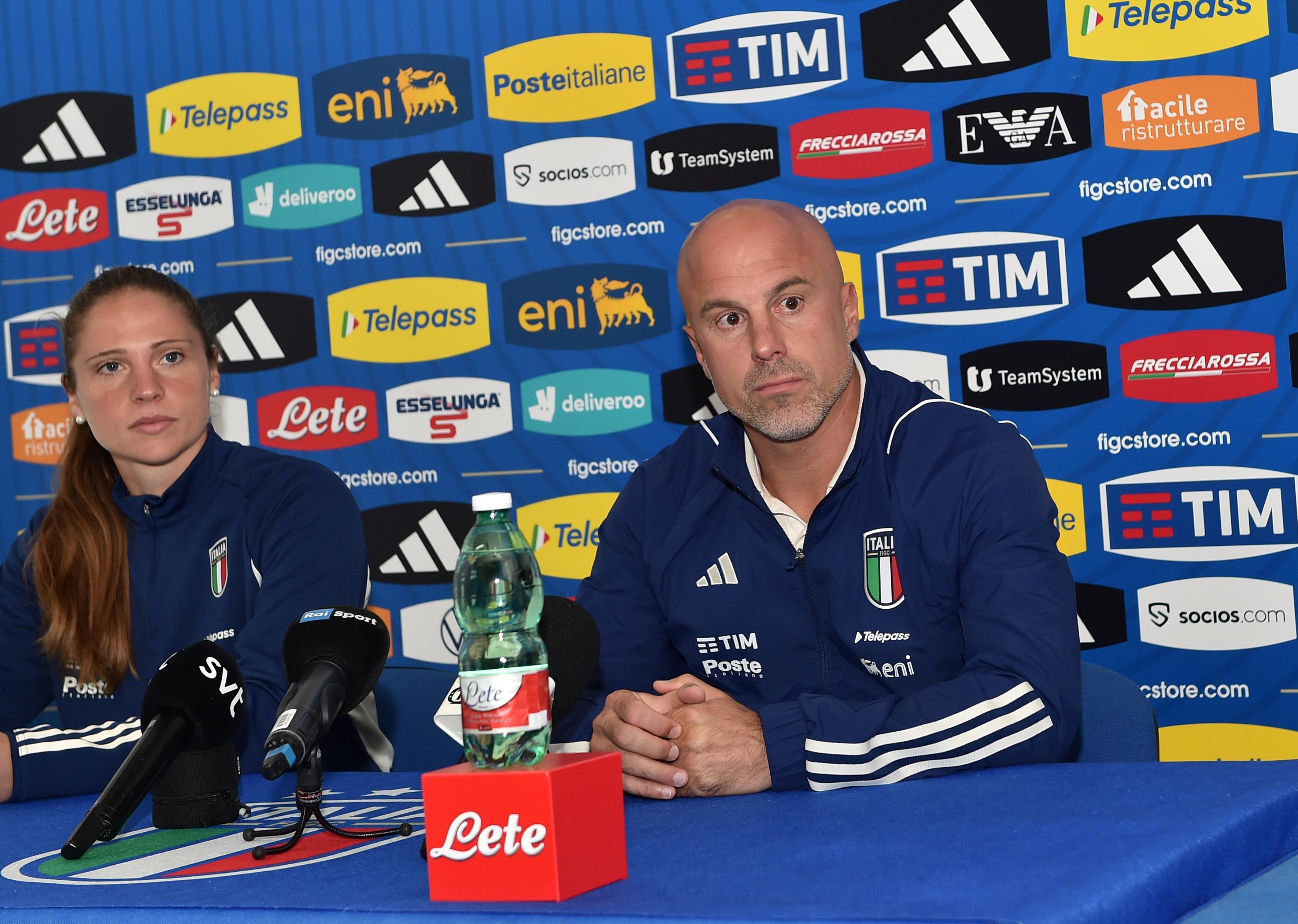 CASTEL DI SANGRO, ITALY - SEPTEMBER 25: Laura Giuliani and Italian women's national team head coach Andrea Soncin attend a press conference during Italy Women Training Session & Press Conference on September 25, 2023 in Castel di Sangro, Italy. (Photo by Giuseppe Bellini/Getty Images)