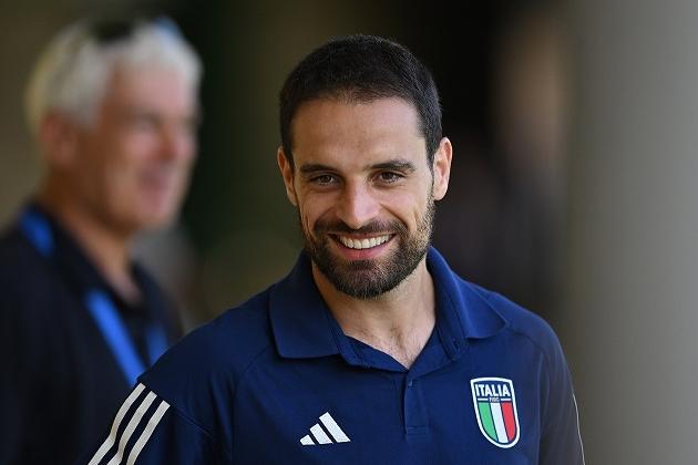 FLORENCE, ITALY - OCTOBER 09: Giacomo Bonaventura of Italy arrives before Italy training session at Centro Tecnico Federale di Coverciano on October 09, 2023 in Florence, Italy. (Photo by Claudio Villa/Getty Images)