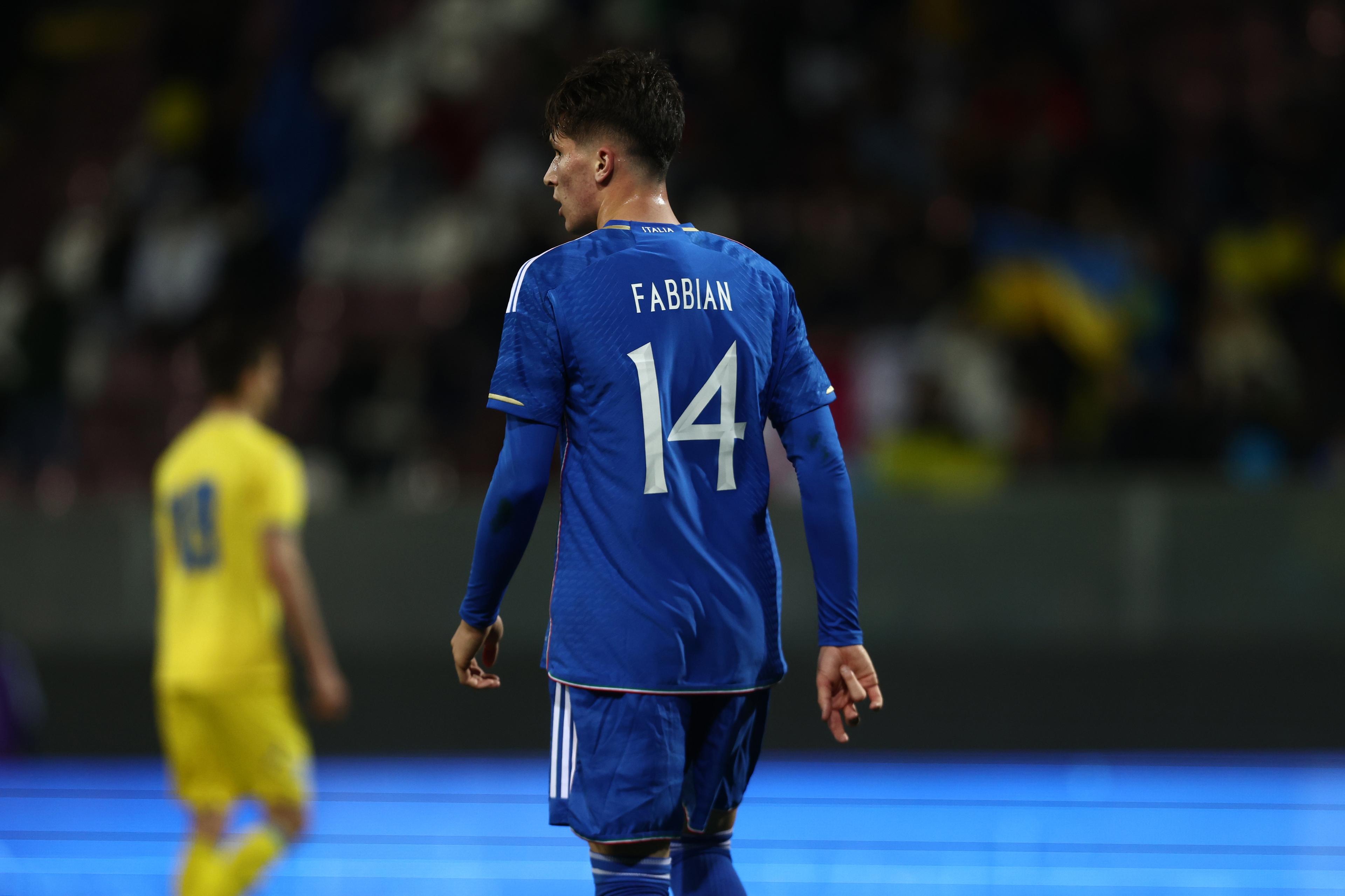 REGGIO CALABRIA, ITALY - MARCH 27: Giovanni Fabbian of Italy during the International Friendly match between Italy U21 and Ukraine U21 at Stadio Oreste Granillo on March 27, 2023 in Reggio Calabria, Italy. (Photo by Maurizio Lagana/Getty Images)