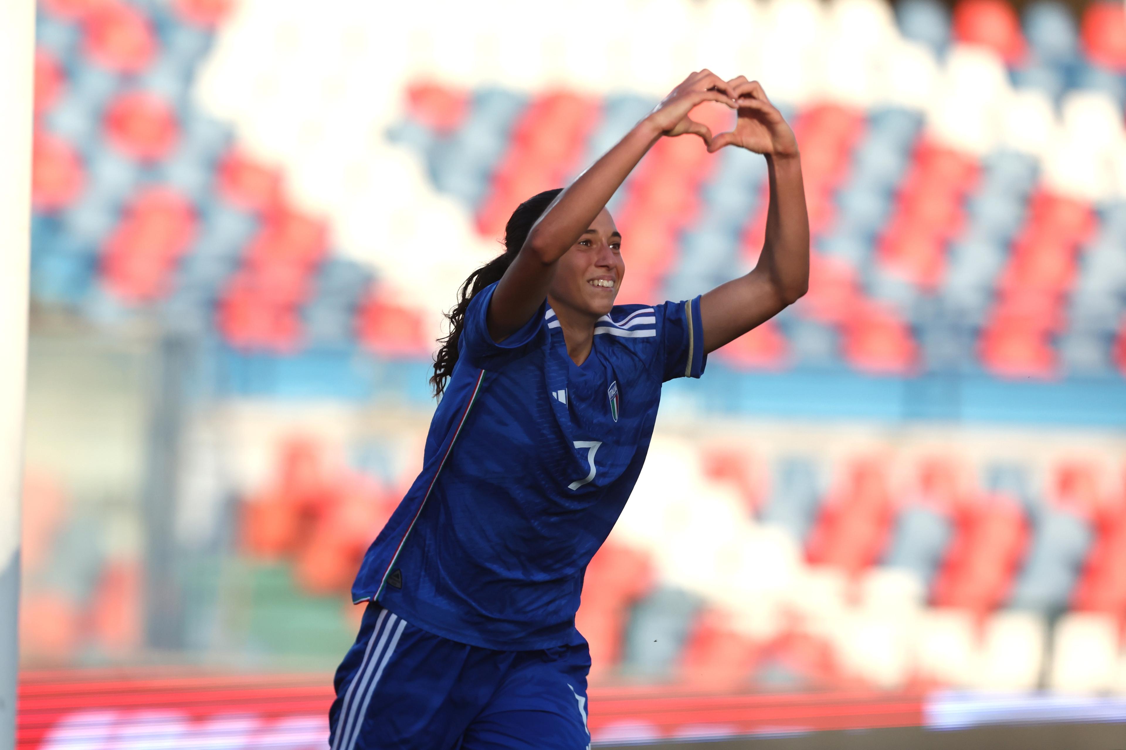 COSENZA, ITALY - OCTOBER 12: Giulia Galli of Italy celebrates her team's first goal during the 2023/24 UEFA European Women's Under-17 Championship Round 1 match between Italy and France on October 12, 2023 in Cosenza, Italy. (Photo by Maurizio Lagana/Getty Images)