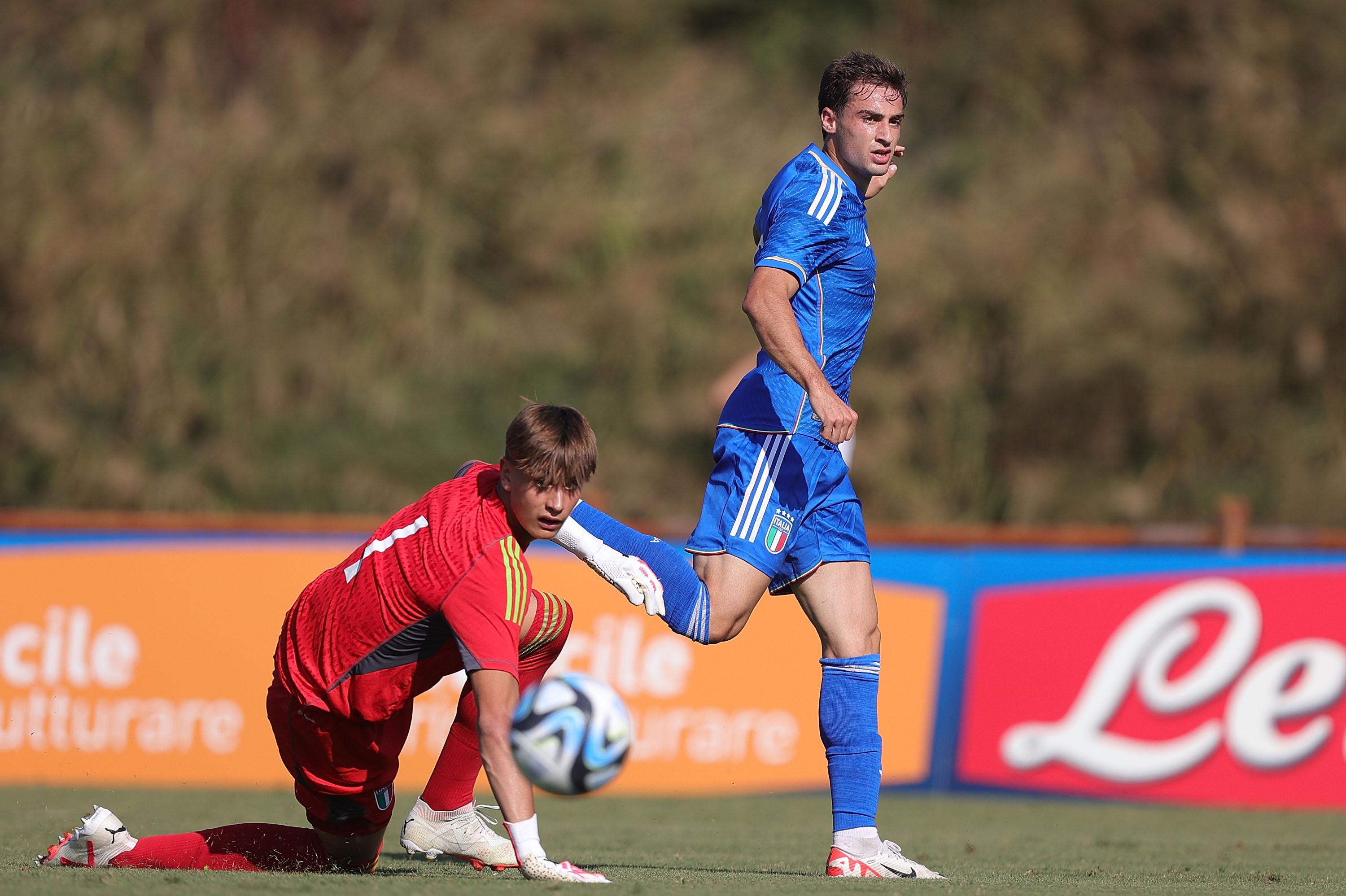 TIRRENIA, ITALY - OCTOBER 12: Gaetano Pio Oristanio of Italy U21 in action during the Friendly Match between Italy U21 and Italy U18 on October 12, 2023 in Tirrenia, Italy. (Photo by Gabriele Maltinti/Getty Images) *** Local Caption *** Gaetano Pio Oristanio
