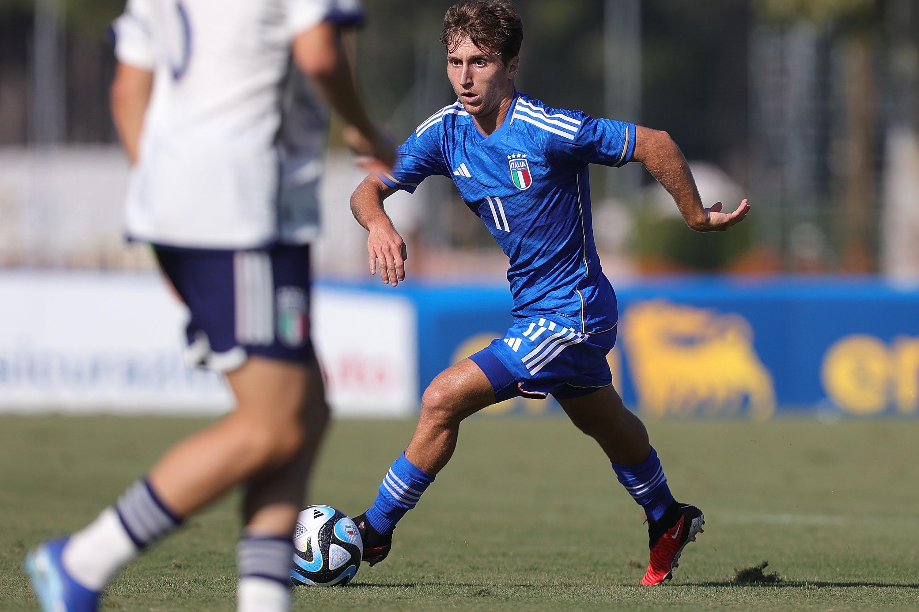 TIRRENIA, ITALY - OCTOBER 12: Tommaso Baldanzi of Italy U21 in action during the Friendly Match between Italy U21 and Italy U18 on October 12, 2023 in Tirrenia, Italy. (Photo by Gabriele Maltinti/Getty Images) *** Local Caption *** Tommaso Baldanzi