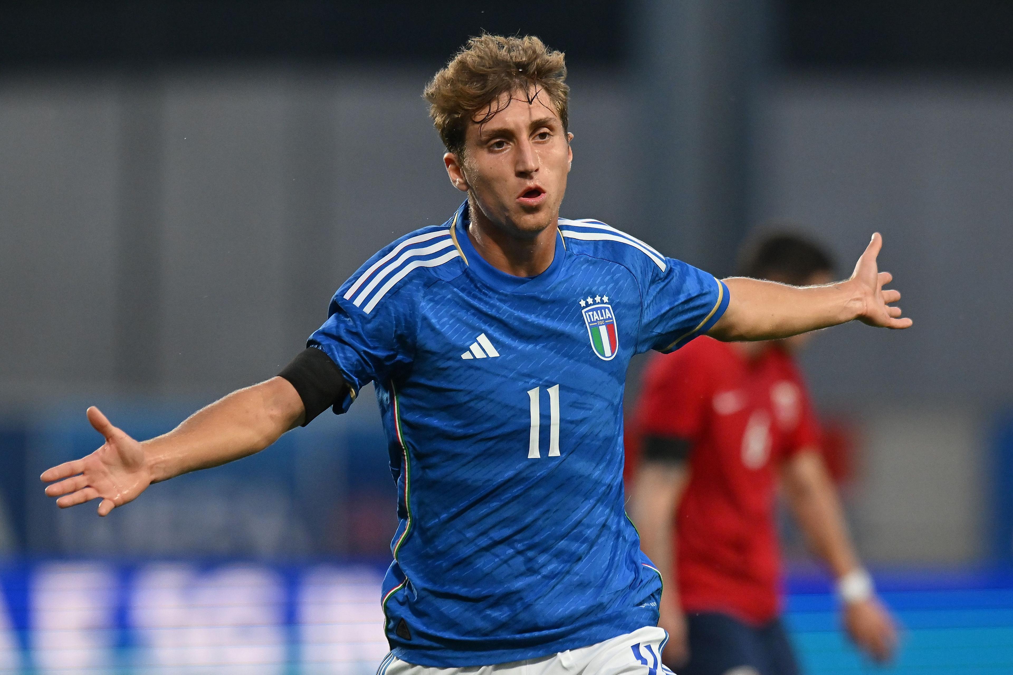 BOLZEN, ITALY - OCTOBER 17: Tommaso Baldanzi of Italy during the UEFA U21 EURO Qualifier match between Italy and Norway at Stadio Druso on October 17, 2023 in Bolzen, Italy. (Photo by Alessandro Sabattini/Getty Images)