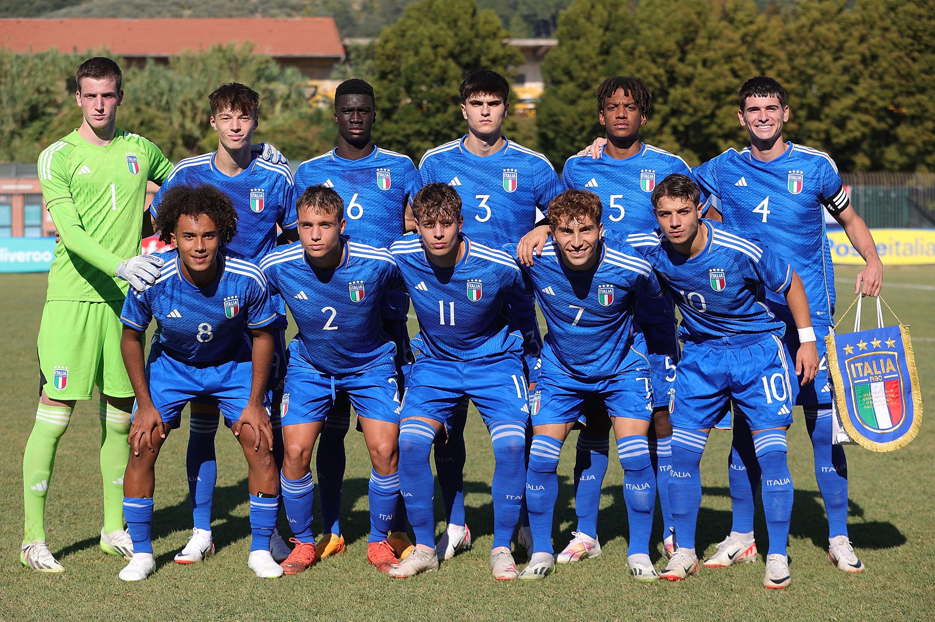 PRATO, ITALY - SEPTEMBER 11: Italy U19 poses during the Friendly Match between Italy U19 and Netherlands U19 on September 11, 2023 in Prato, Italy. (Photo by Gabriele Maltinti/Getty Images)