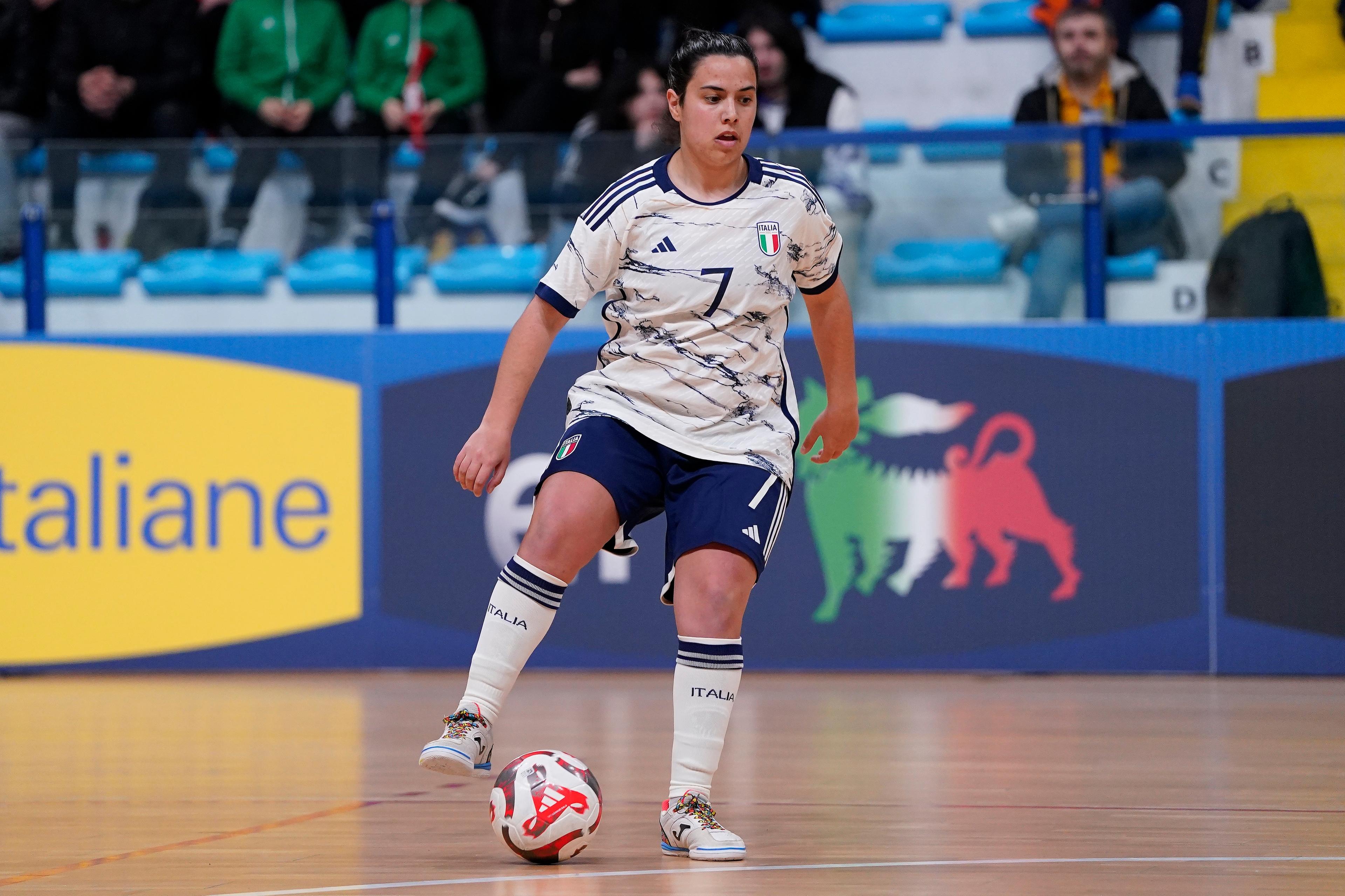 MONTESILVANO, ITALY - MARCH 17: Alessia Grieco of Italy in action during the Women Futsal Friendly match between Italy and Finland on March 17, 2023 in Montesilvano, Italy. (Photo by Danilo Di Giovanni/Getty Images)