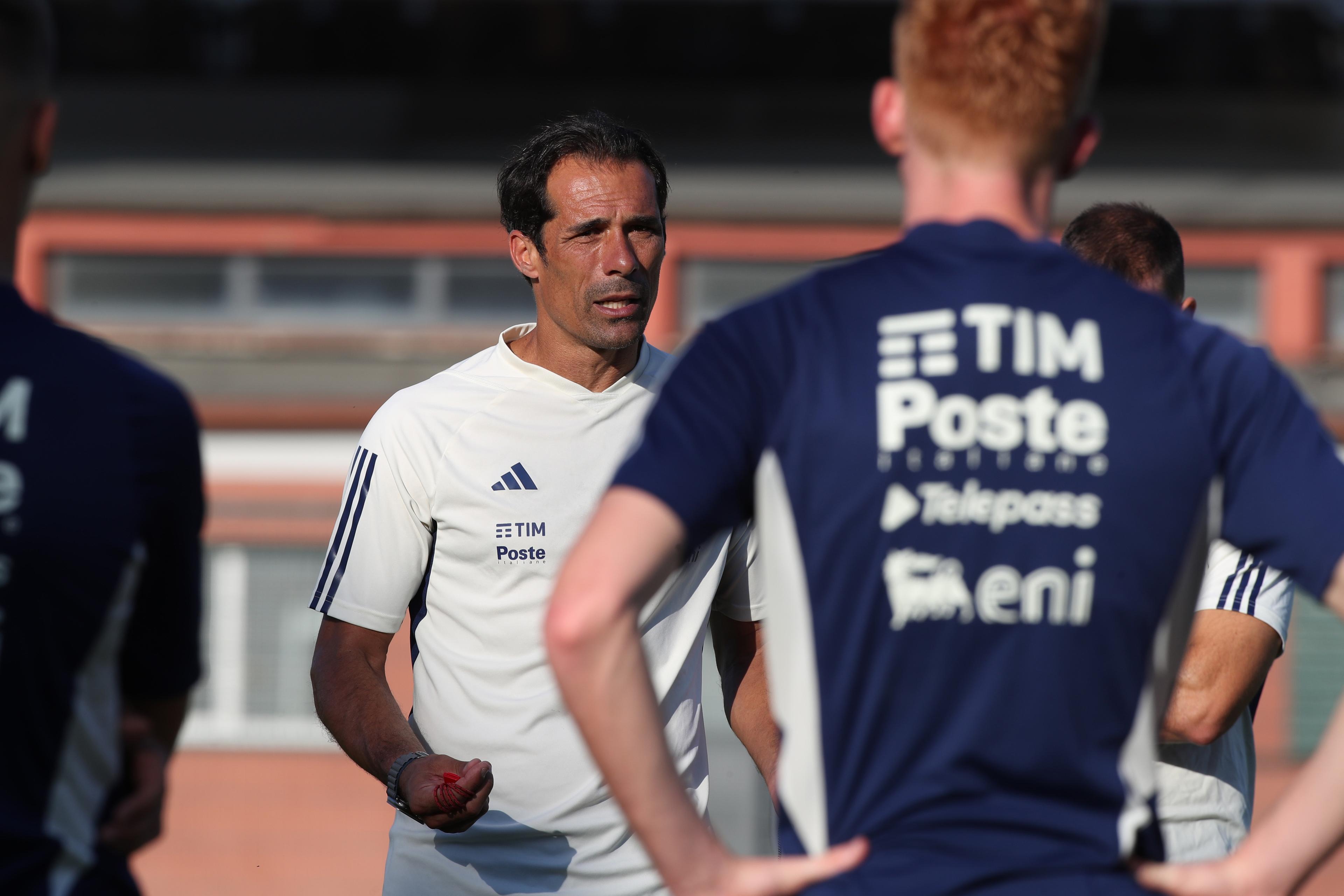ROME, ITALY - JULY 11: Italy U19 head coach Bernardo Corradi attends the Italy U19 training session at Centro Sportivo Giulio Onesti on July 11, 2024 in Rome, Italy. (Photo by Paolo Bruno/Getty Images)