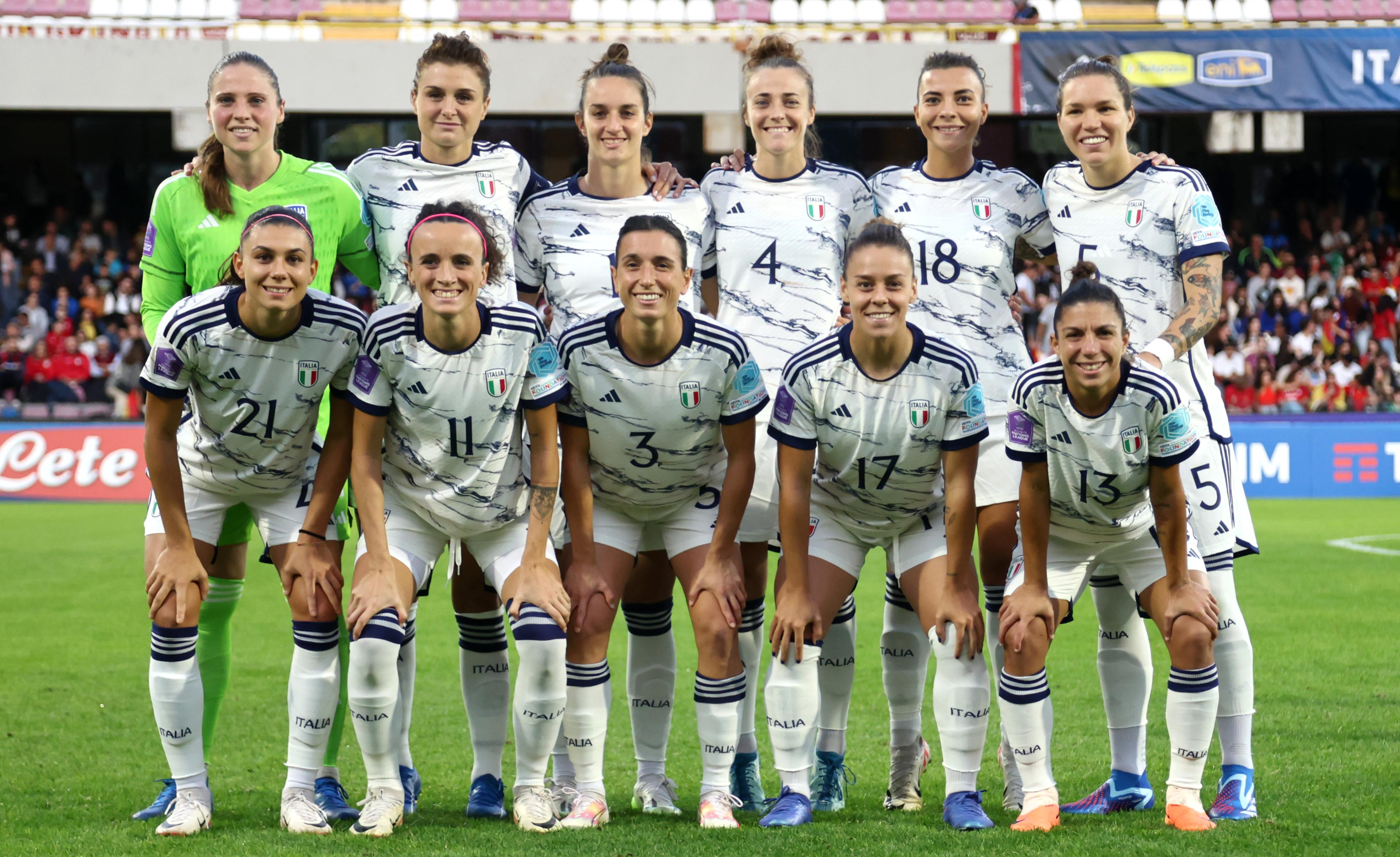 SALERNO, ITALY - OCTOBER 27: Players of Italy pose for photo prior UEFA Women's Nations League match between Italy and Spain at Stadio Arechi on October 27, 2023 in Salerno, Italy. (Photo by Maurizio Lagana/Getty Images)
