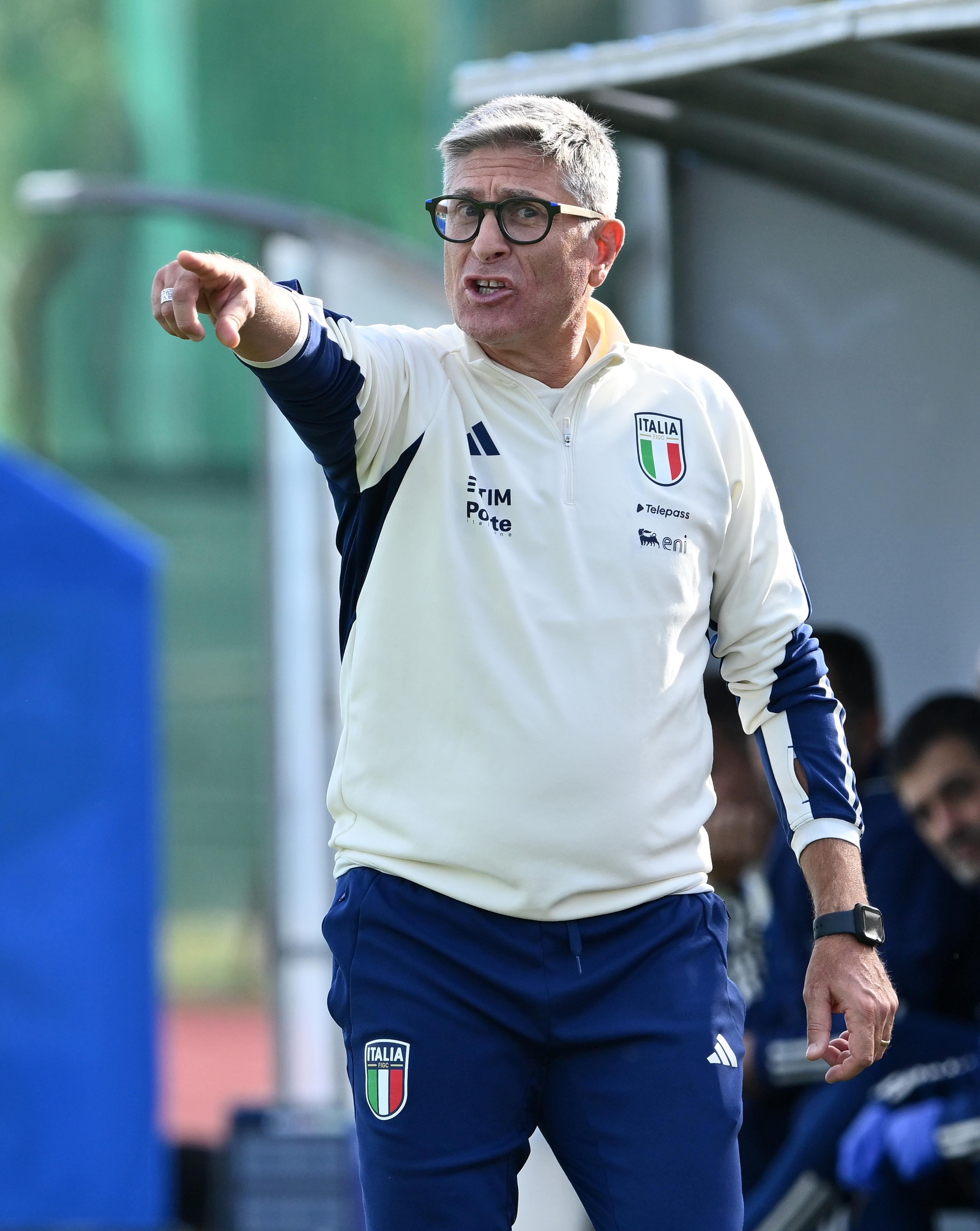 SANT'ARCANGELO DI ROMAGNA, ITALY - OCTOBER 28: Massimiliano Favo head coach of Italy gestures during European Under-17 Championship 2024 qualifying round match between Italy and Northern Ireland at Stadio Valentino Mazzola on October 28, 2023 in Sant'Arcangelo di Romagna, Italy. (Photo by Giuseppe Bellini/Getty Images)