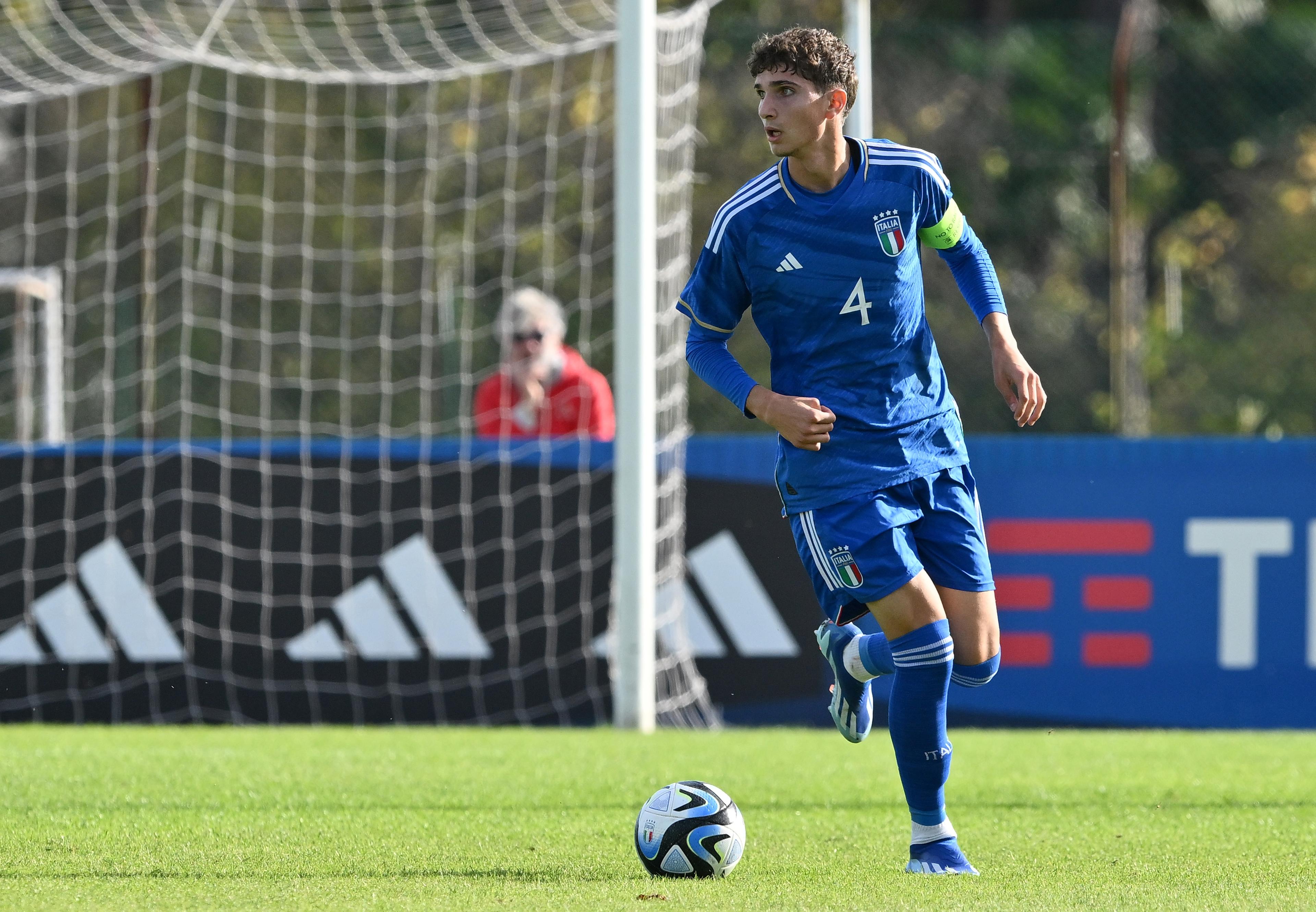 SANT'ARCANGELO DI ROMAGNA, ITALY - OCTOBER 28: Niccolo' Gariani of Italy in action during European Under-17 Championship 2024 qualifying round match between Italy and Northern Ireland at Stadio Valentino Mazzola on October 28, 2023 in Sant'Arcangelo di Romagna, Italy. (Photo by Giuseppe Bellini/Getty Images)