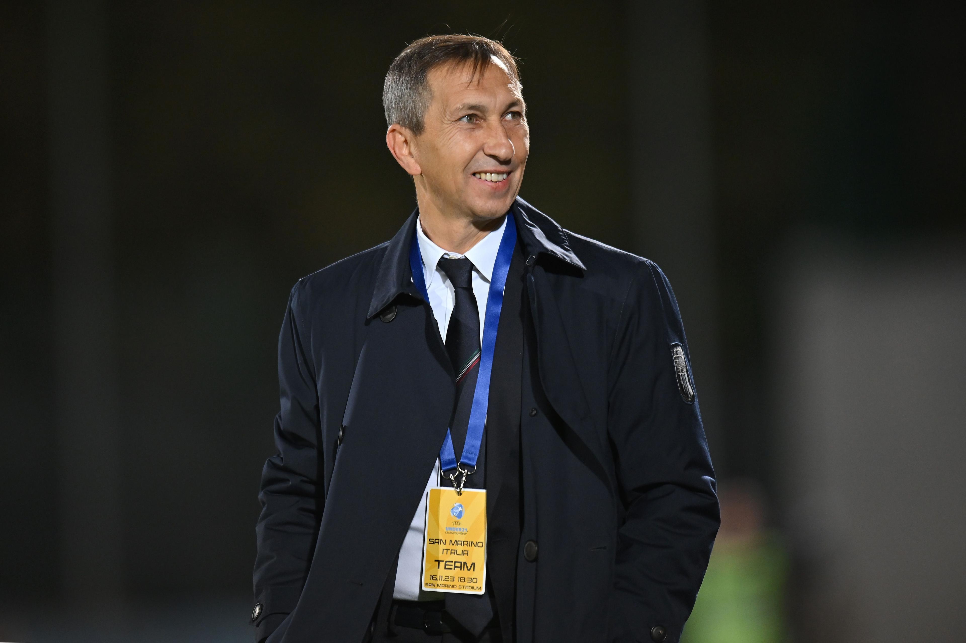 SAN MARINO, ITALY - NOVEMBER 16: Carmine Nunziata head coach of Italy U21 looks on during the UEFA Under21 Euro Qualifier match between San Marino U21 and Italy U21 at Serravalle on November 16, 2023 in San Marino, Italy. (Photo by Alessandro Sabattini/Getty Images)