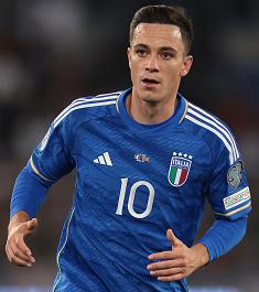 ROME, ITALY - NOVEMBER 17: Giacomo Raspadori of Italy during the UEFA EURO 2024 European qualifier match between Italy and North Macedonia at Stadio Olimpico on November 17, 2023 in Rome, Italy. (Photo by Jonathan Moscrop/Getty Images)