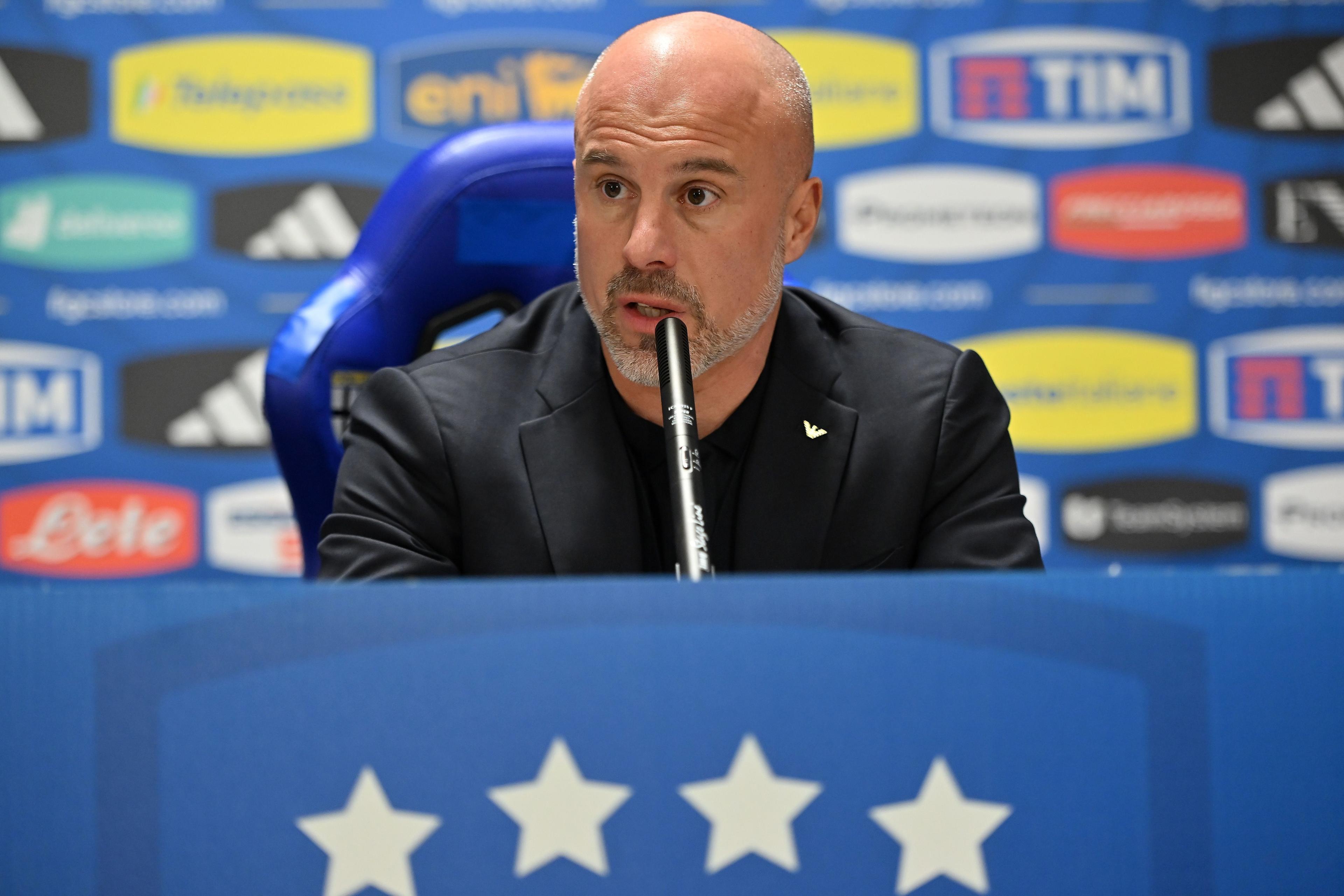 PARMA, ITALY - DECEMBER 04: Andrea Soncin head coach of Italy Women during the Italy Women Press Confernece & Walk About at Stadio Ennio Tardini on December 04, 2023 in Parma, Italy. (Photo by Alessandro Sabattini/Getty Images)