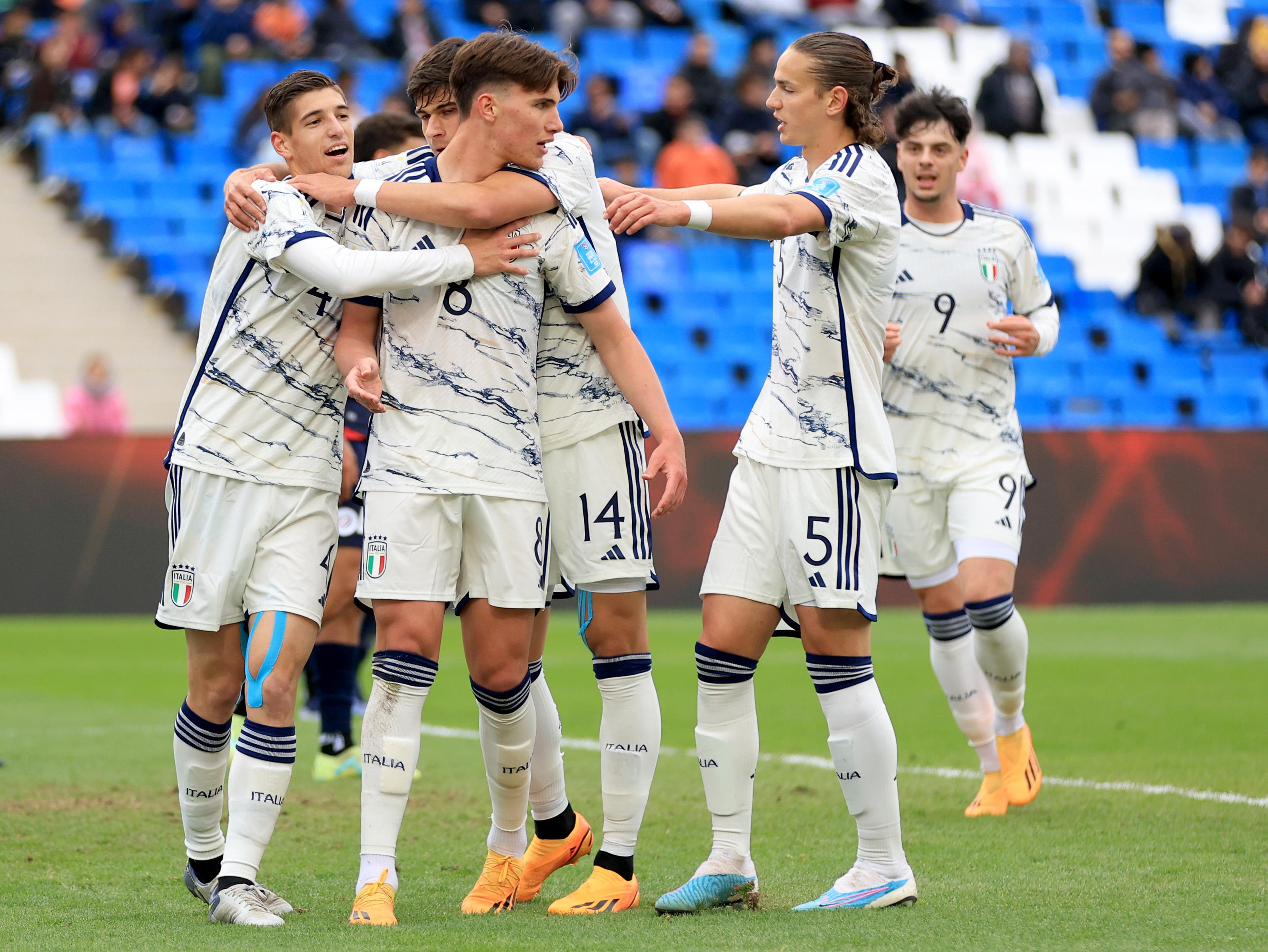 MENDOZA, ARGENTINA - MAY 27: Cesare Casadei of Italy celebrates with teammates after scoring the team's first goal during a FIFA U-20 World Cup Argentina 2023 Group D match between Dominican Republic and Italy at Estadio Mendoza on May 27, 2023 in Mendoza, Argentina. (Photo by Buda Mendes - FIFA/FIFA via Getty Images)