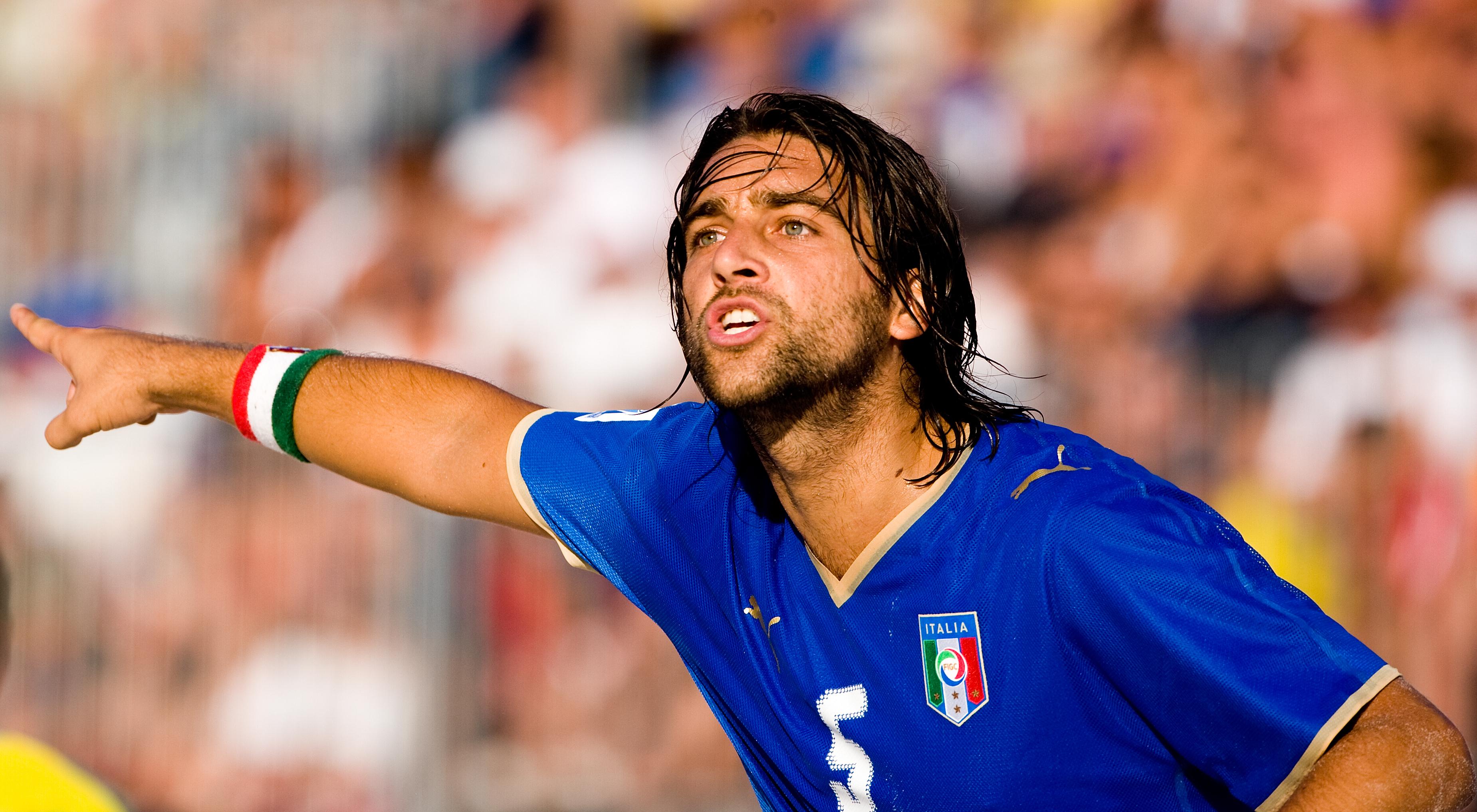 MARSEILLE, FRANCE- JULY 26: Brasil - Italy. Fifa Beach Soccer World Cup Marseiile 2008. (Photo by Manuel Queimadelos)