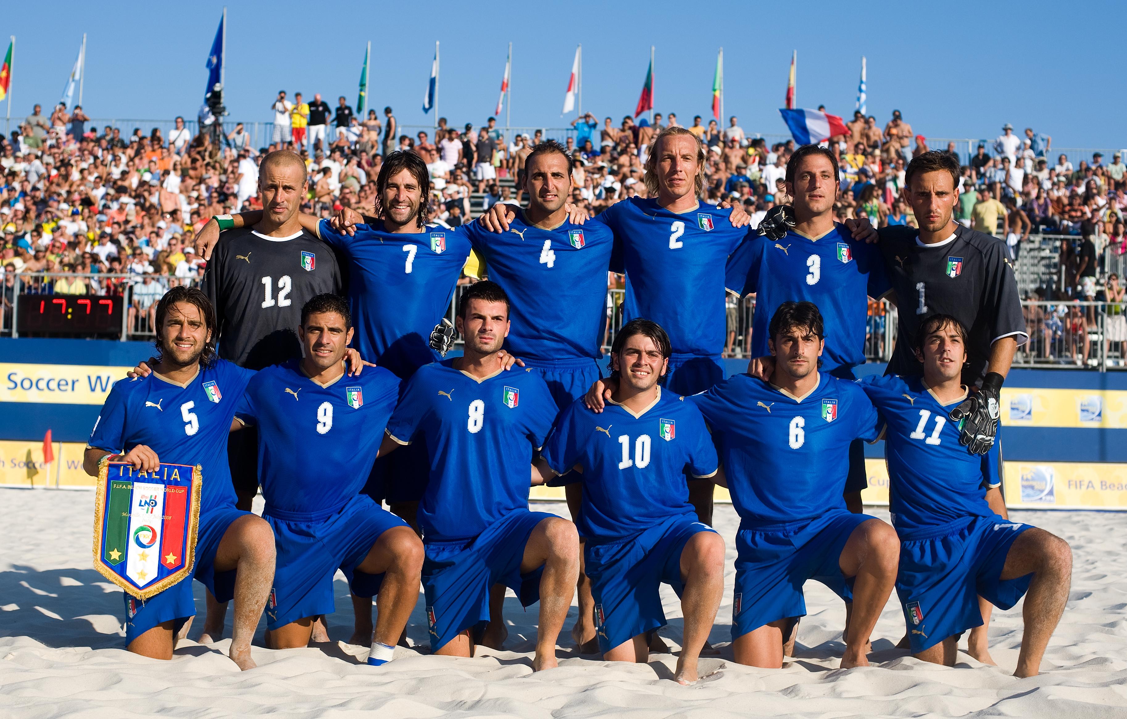 MARSEILLE, FRANCE- JULY 26: Brasil - Italy. Fifa Beach Soccer World Cup Marseiile 2008. (Photo by Manuel Queimadelos)