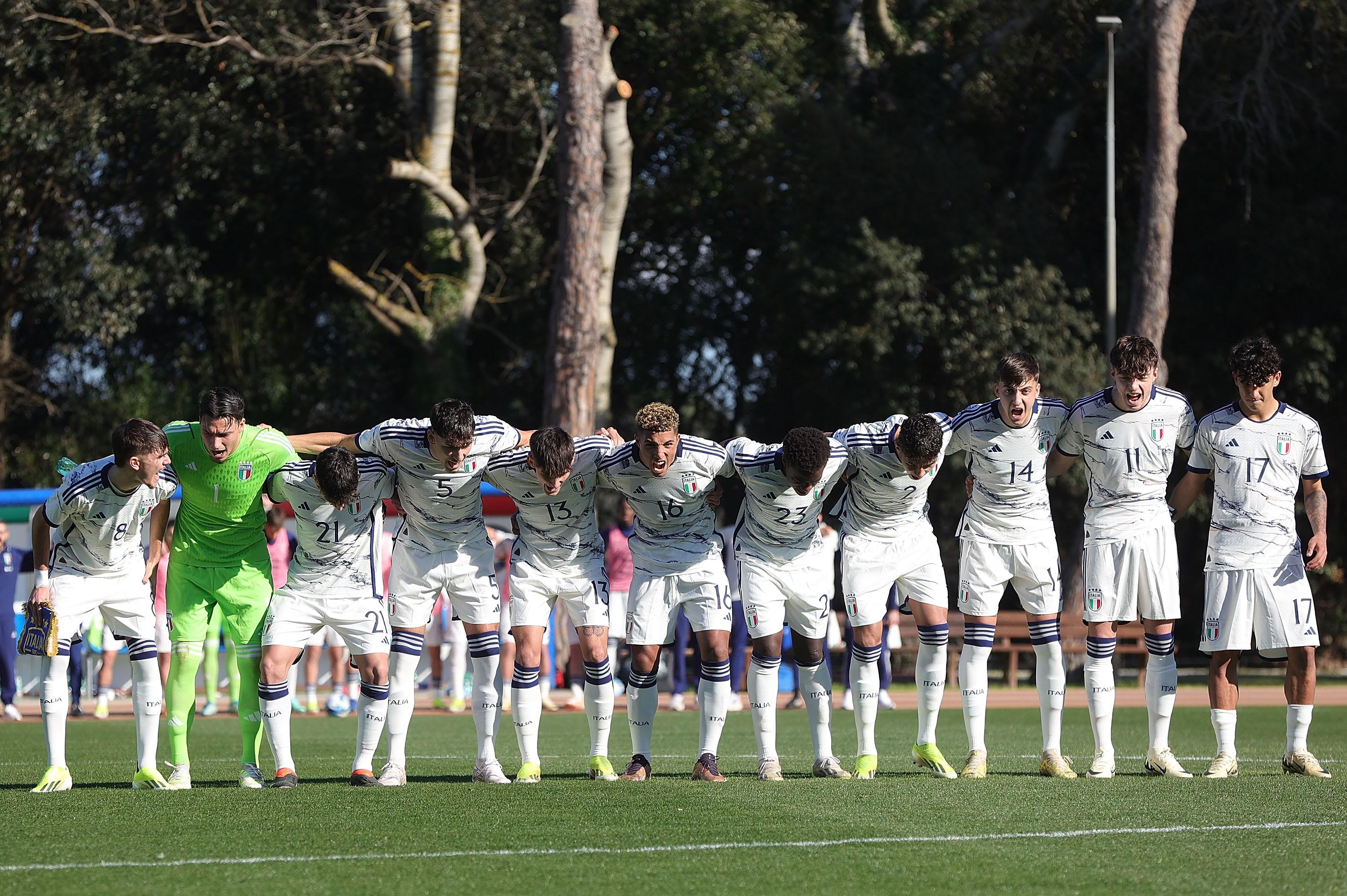 TIRRENIA, ITALY - FEBRUARY 14: Italy U18 poses during the International friendly match between Italy U18 and Slovakia U18 at Centro Tecnico di Preparazione Olimpica on February 14, 2024 in Tirrenia, Italy. (Photo by Gabriele Maltinti/Getty Images)