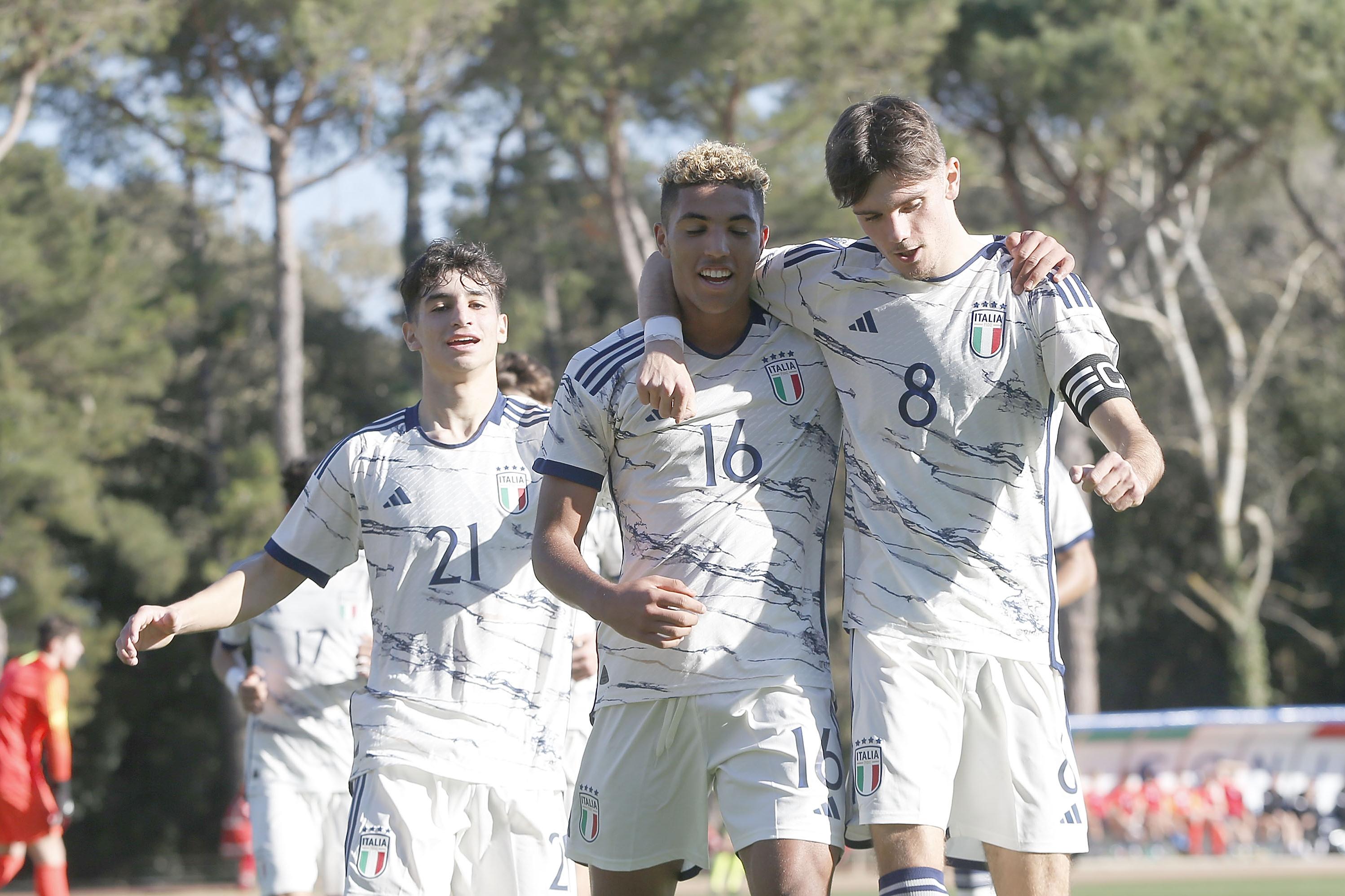 TIRRENIA, ITALY - FEBRUARY 14: Maat Daniel Caprini of Italy U18 celebrates after scoring a goal during the International friendly match between Italy U18 and Slovakia U18 at Centro Tecnico di Preparazione Olimpica on February 14, 2024 in Tirrenia, Italy. (Photo by Gabriele Maltinti/Getty Images) *** Local Caption *** Maat Daniel Caprini