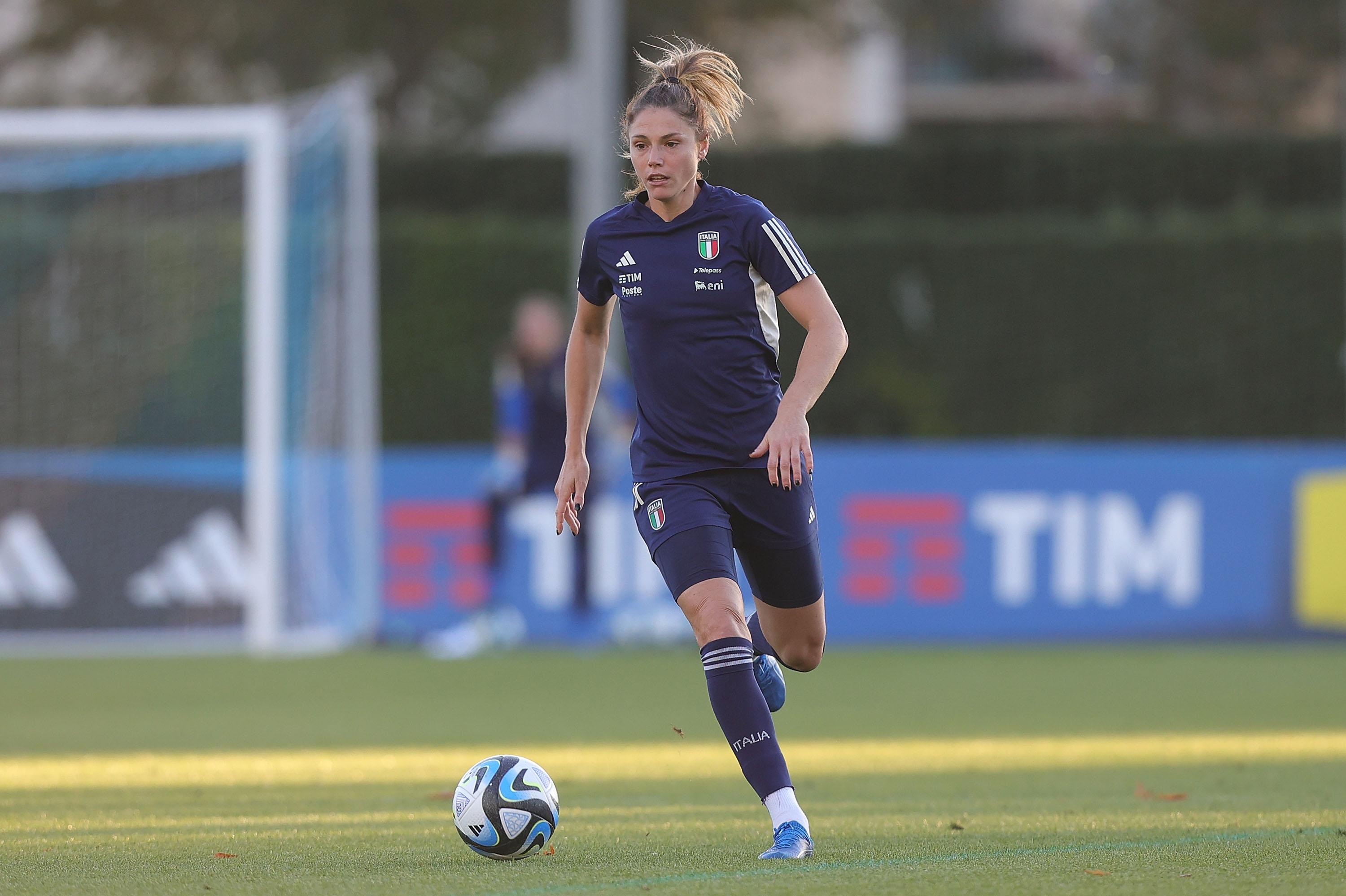 FLORENCE, ITALY - NOVEMBER 28: Cecilia Salvai of Italy Women in action during a training session at Centro Tecnico Federale di Coverciano on November 28, 2023 in Florence, Italy. (Photo by Gabriele Maltinti/Getty Images) *** Local Caption *** Cecilia Salvai