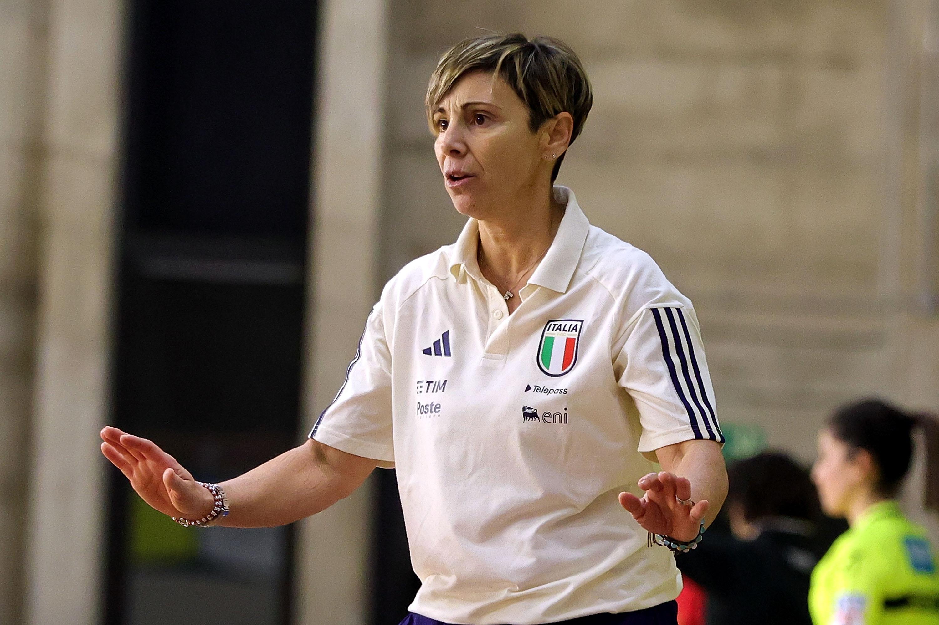 SCANDICCI, ITALY - DECEMBER 5: Francesca Salvatore manager of Italy Futsal reacts during the friendly match between Italy and Spain Women Futsal on December 5, 2023 in Scandicci, Italy. (Photo by Gabriele Maltinti/Getty Images) *** Local Caption *** Francesca Salvatore