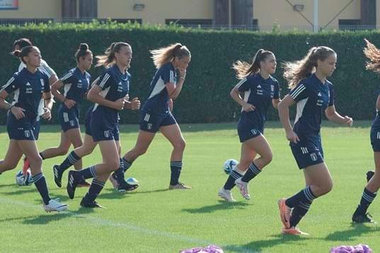 Ventitré convocate per la doppia amichevole con la Francia: il primo match in diretta streaming sul sito FIGC