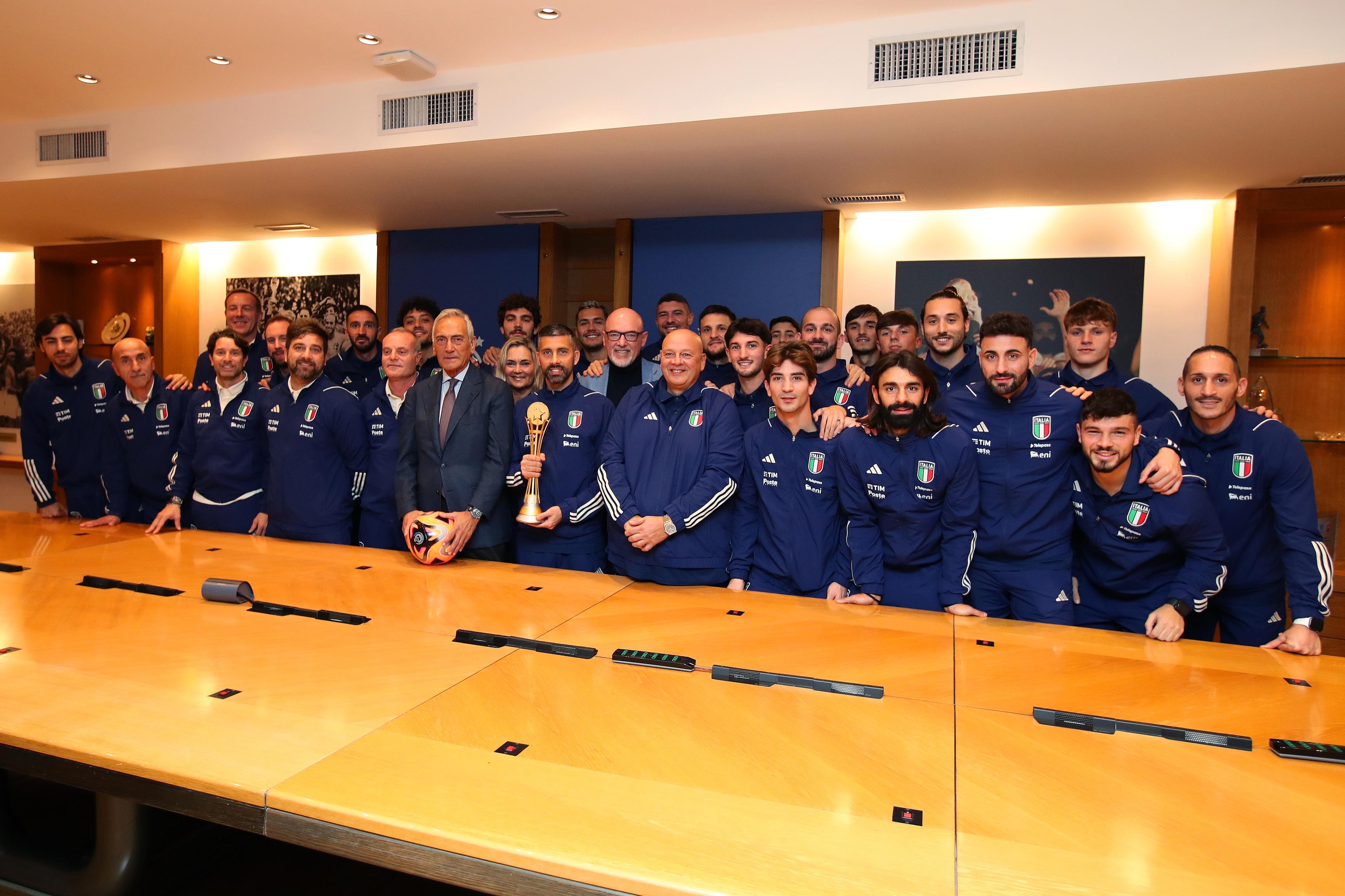 ROME, ITALY - JANUARY 18: FIGC President Gabriele Gravina poses with Italy beach soccer team to celebrate 2023 Euro Beach Soccer League victory on January 18, 2024 in Rome, Italy. (Photo by Paolo Bruno/Getty Images)