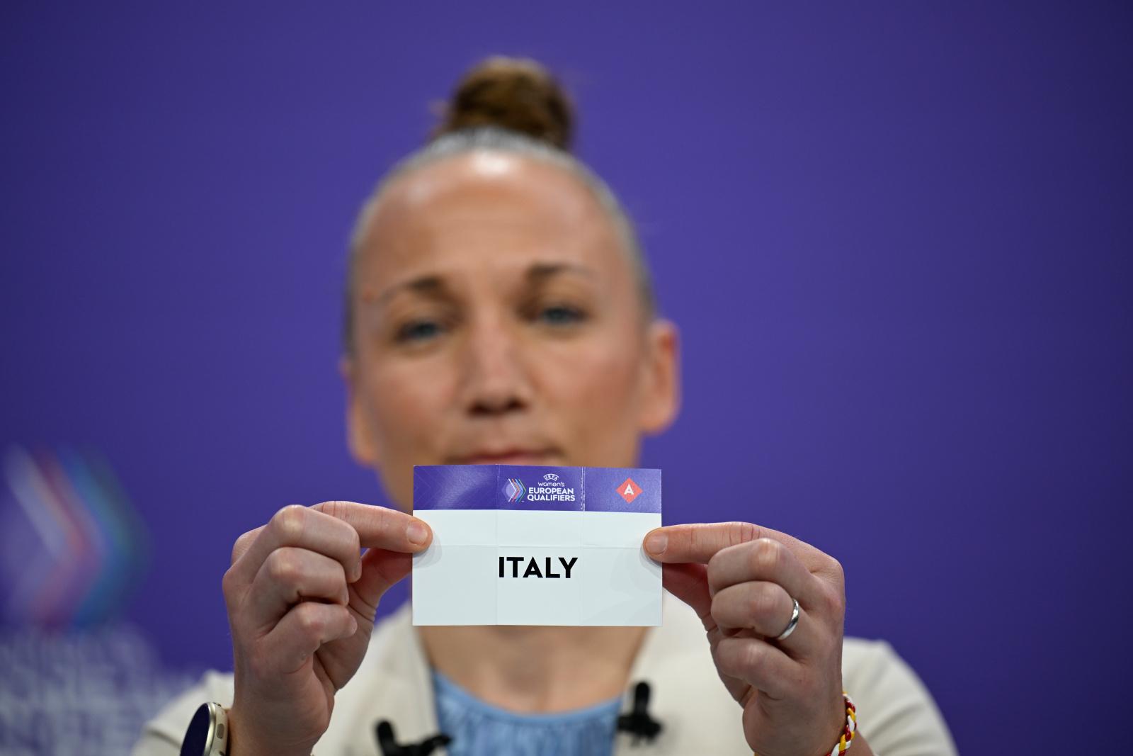 NYON, SWITZERLAND - MARCH 5: Special guest Gaëlle Thalmann draws out the card of Italy during the UEFA Women's EURO 2025 Qualifying Round Draw at the UEFA Headquarters, The House of the European Football, on March 5, 2024 in Nyon, Switzerland (Photo by Kristian Skeie - UEFA/UEFA via Getty Images)