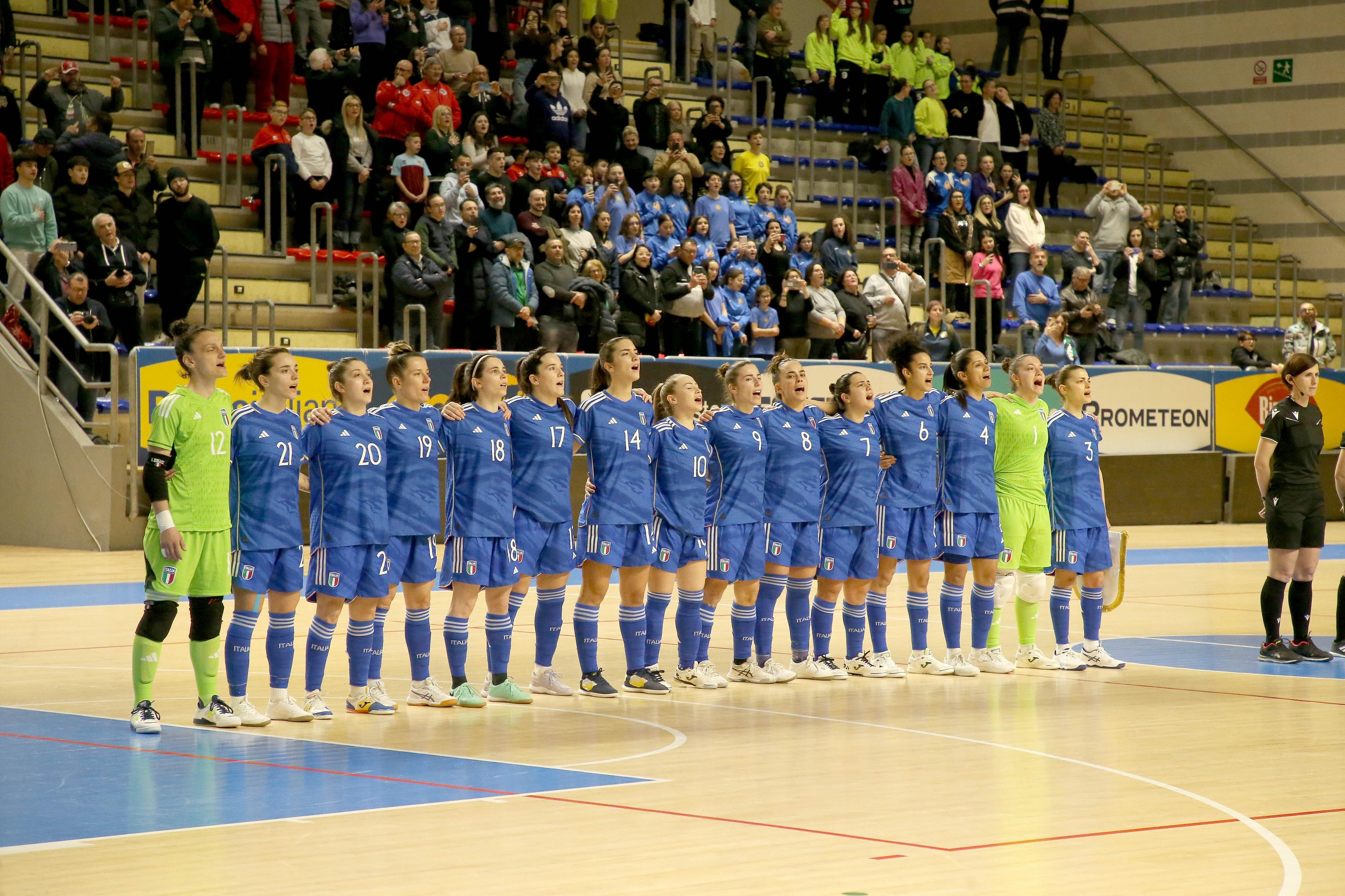 TARANTO, ITALY - MARCH 18: The italy team before the match during the Women Futsal Friendly match between Italy and Ukraine on March 18, 2024 in Taranto, Italy. (Photo by Donato Fasano/Getty Images)