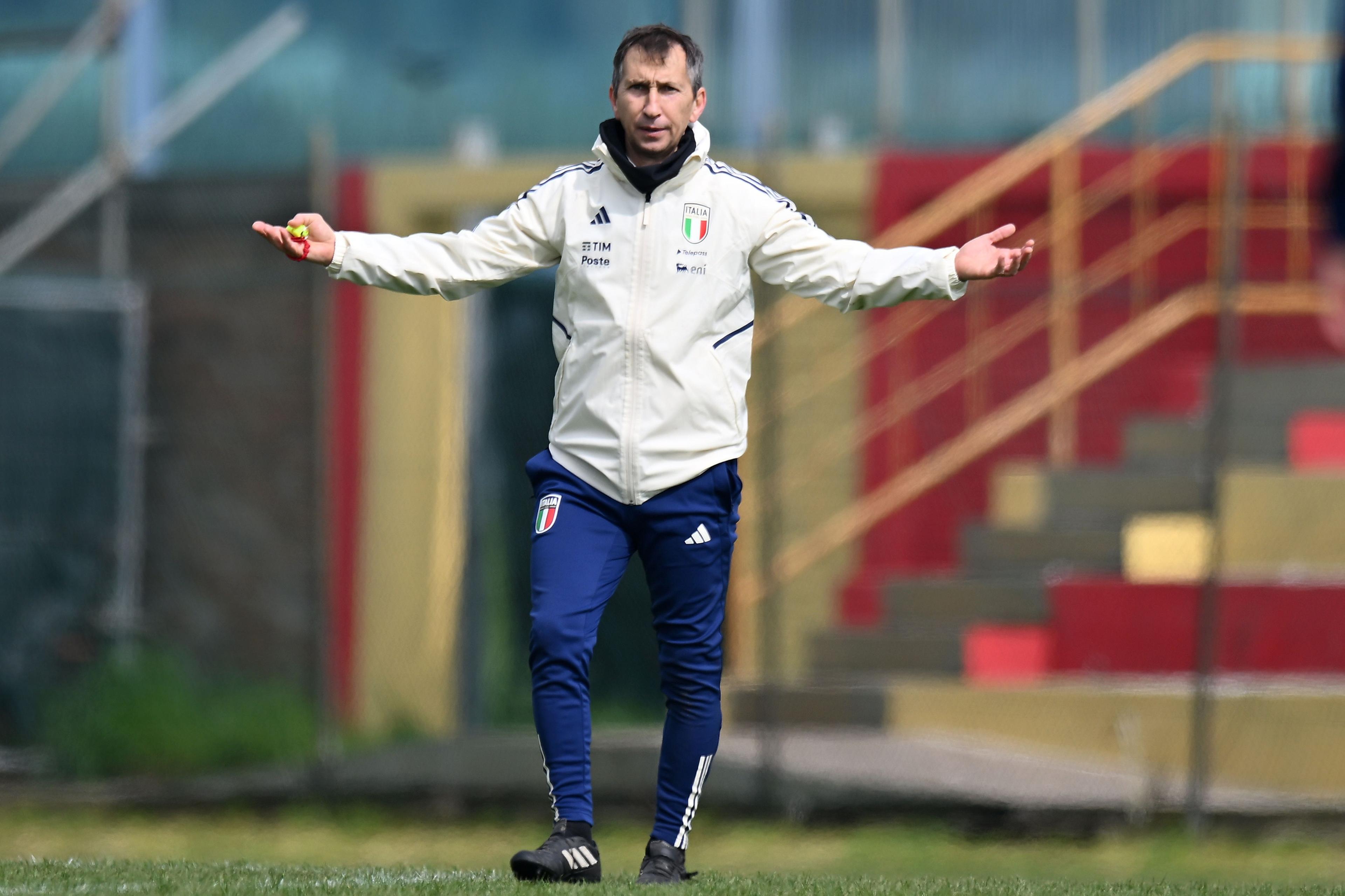 RIMINI, ITALY - MARCH 19:Carmine Nunziata head coach of Italy U21 during the Italy U21 Training Session on March 19, 2024 in Rimini, Italy. (Photo by Alessandro Sabattini/Getty Images)