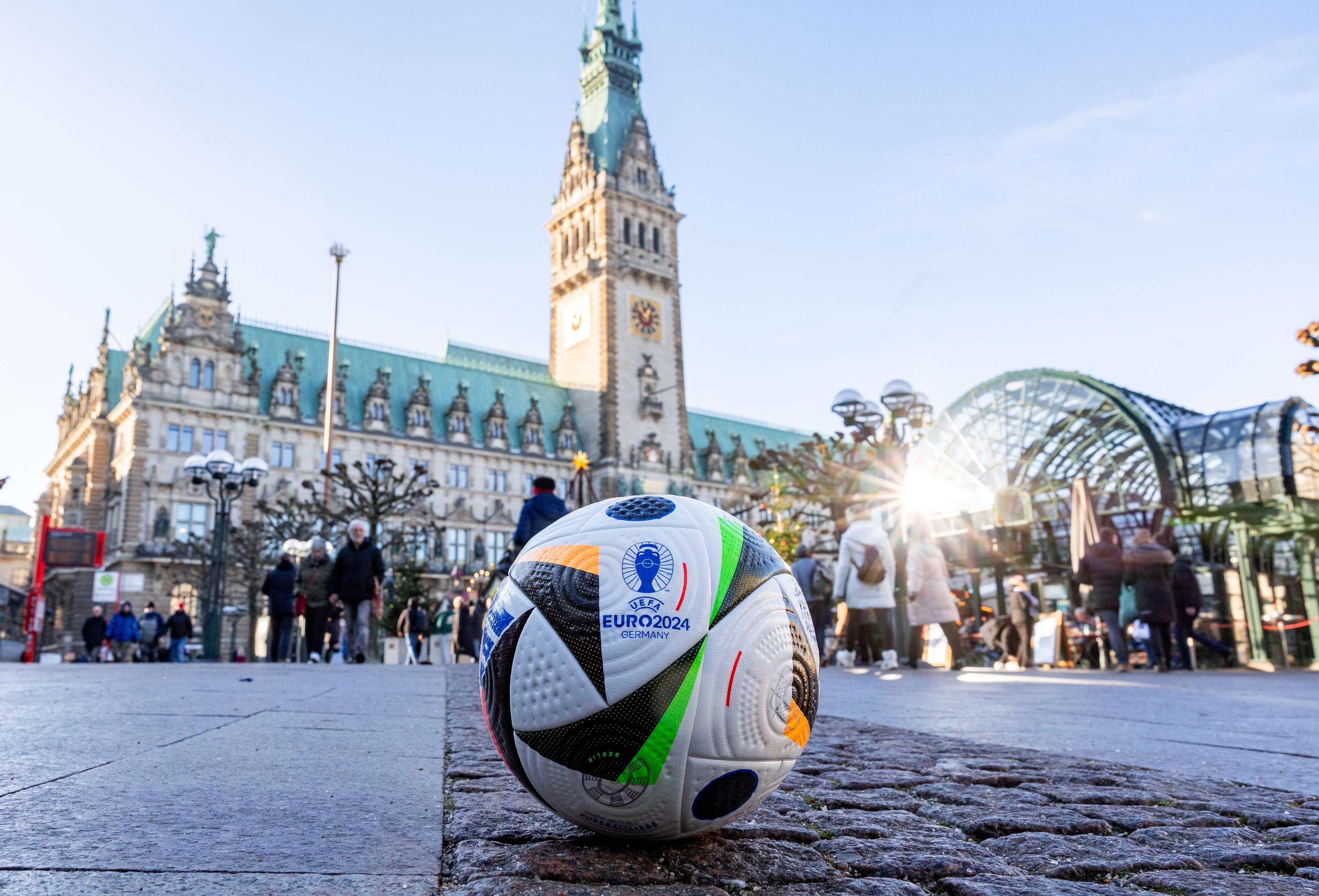 HAMBURG, GERMANY - DECEMBER 01: A general view of the Rathausplatz with the UEFA EURO 2024 Official Match Ball prior to the UEFA EURO 2024 Final Tournament Draw at Elbphilharmonie on December 01, 2023 in Hamburg, Germany. (Photo by Boris Streubel - UEFA/UEFA via Getty Images)