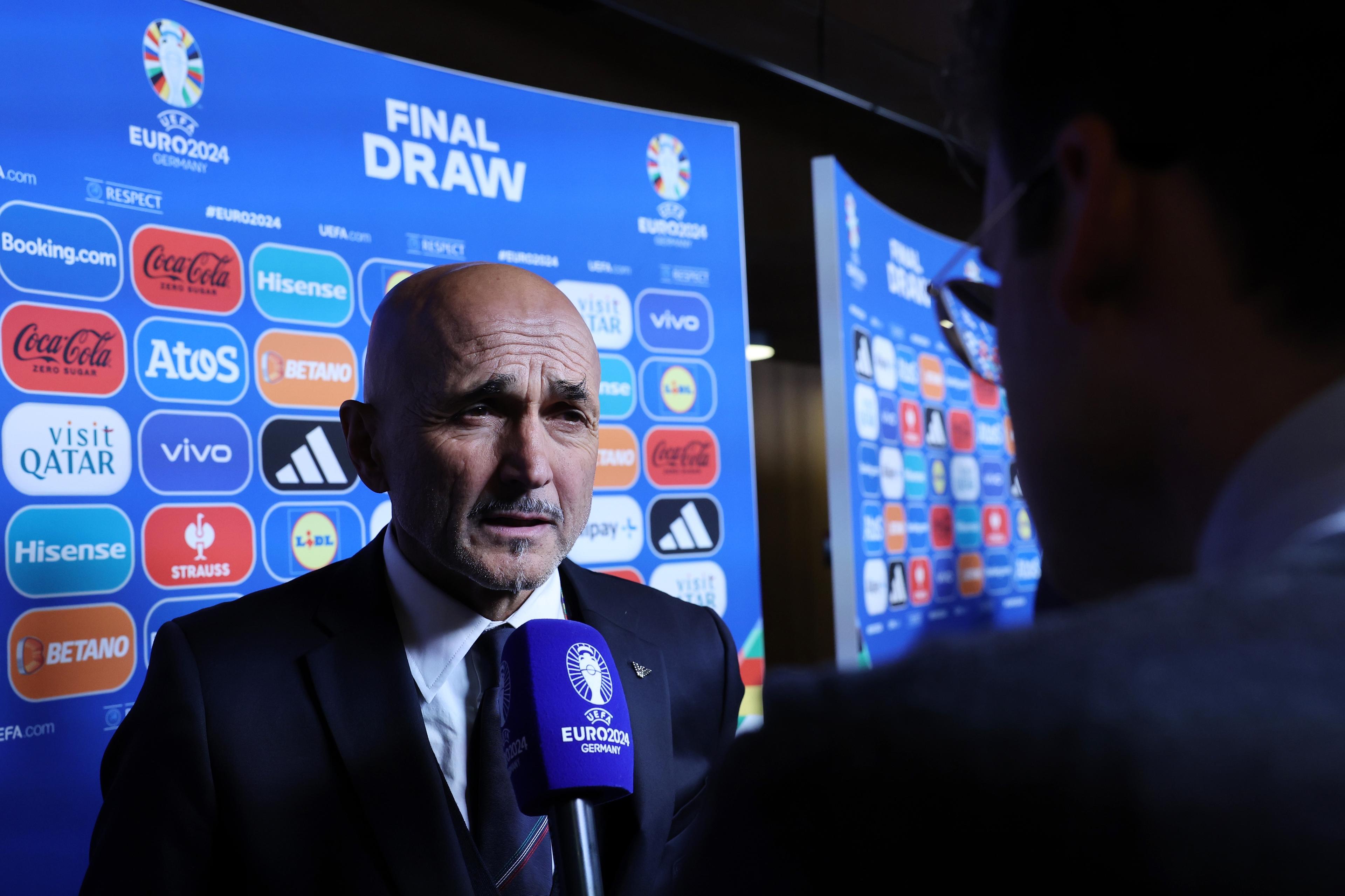 Il Ct Spalletti al workshop UEFA di Dusseldorf: \"Favorevole all'allargamento delle rose a 26 convocati per EURO 2024\"