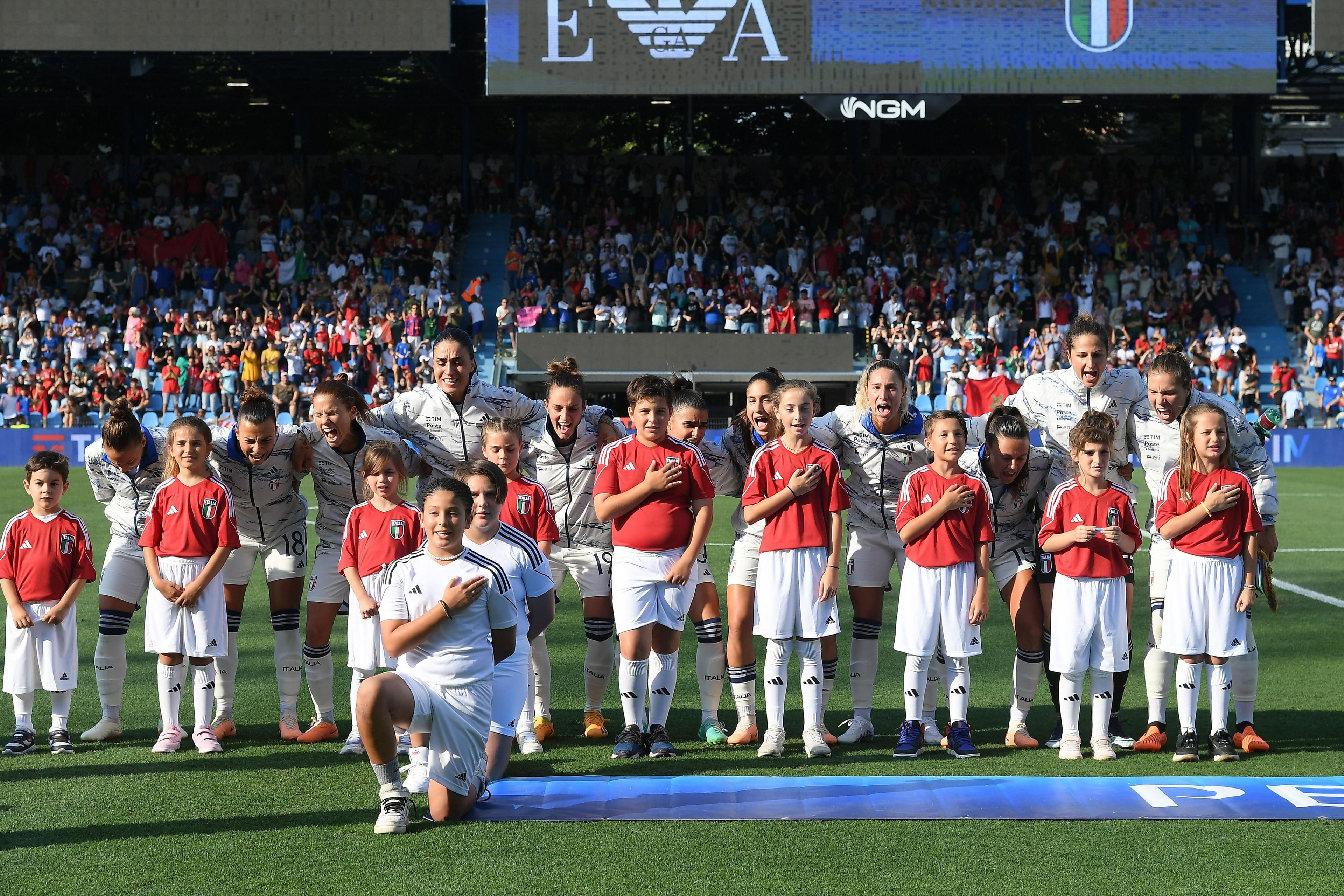 FERRARA, ITALY - JULY 01:Italy team line up during the Women\\u00B4s International Friendly match between Italy and Morocco at Stadio Paolo Mazza on July 01, 2023 in Ferrara, Italy. (Photo by Alessandro Sabattini/Getty Images)