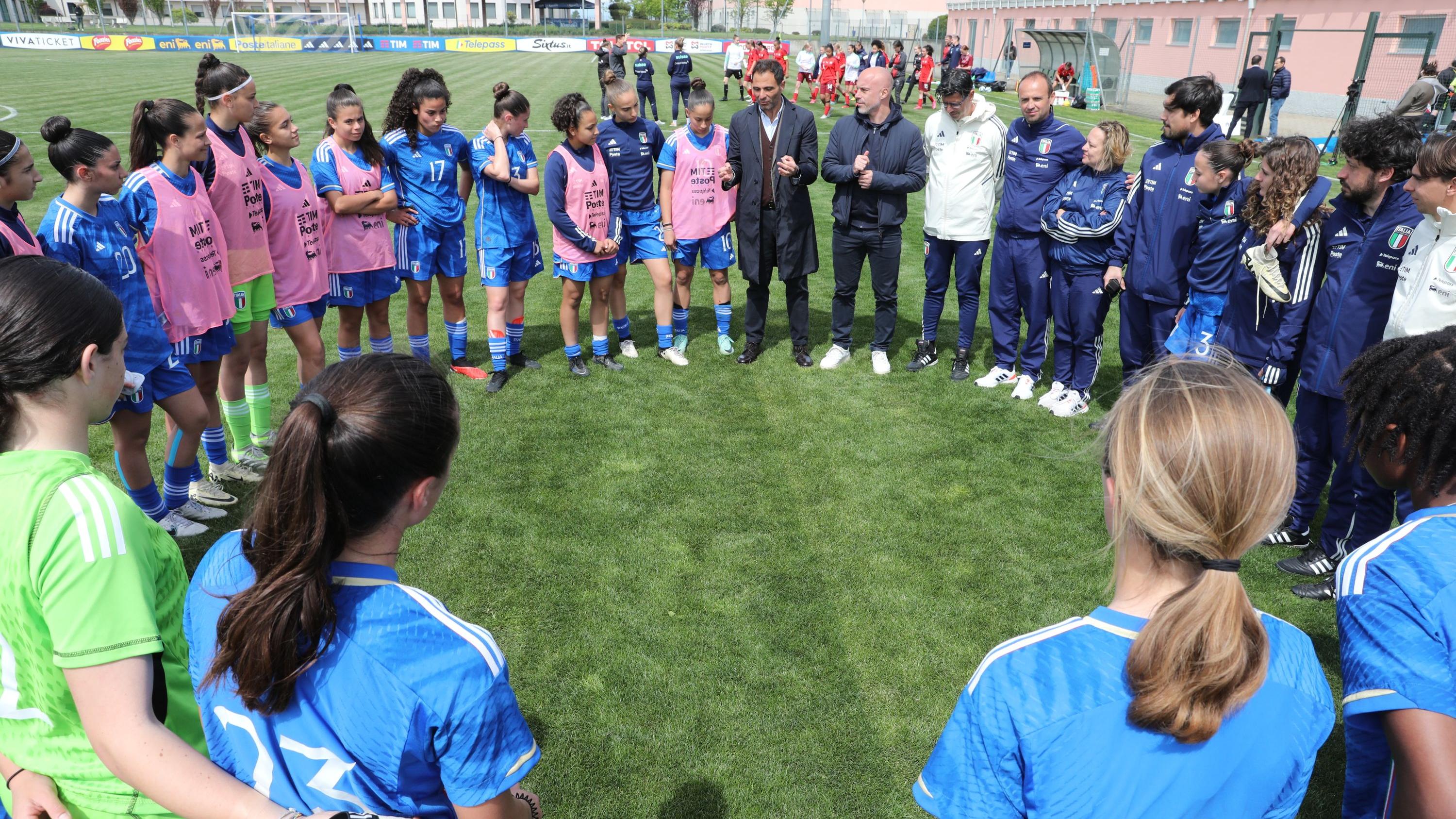 Stage di selezione per le giovani Azzurrine: Matteucci convoca 24 calciatrici per il raduno di Tirrenia