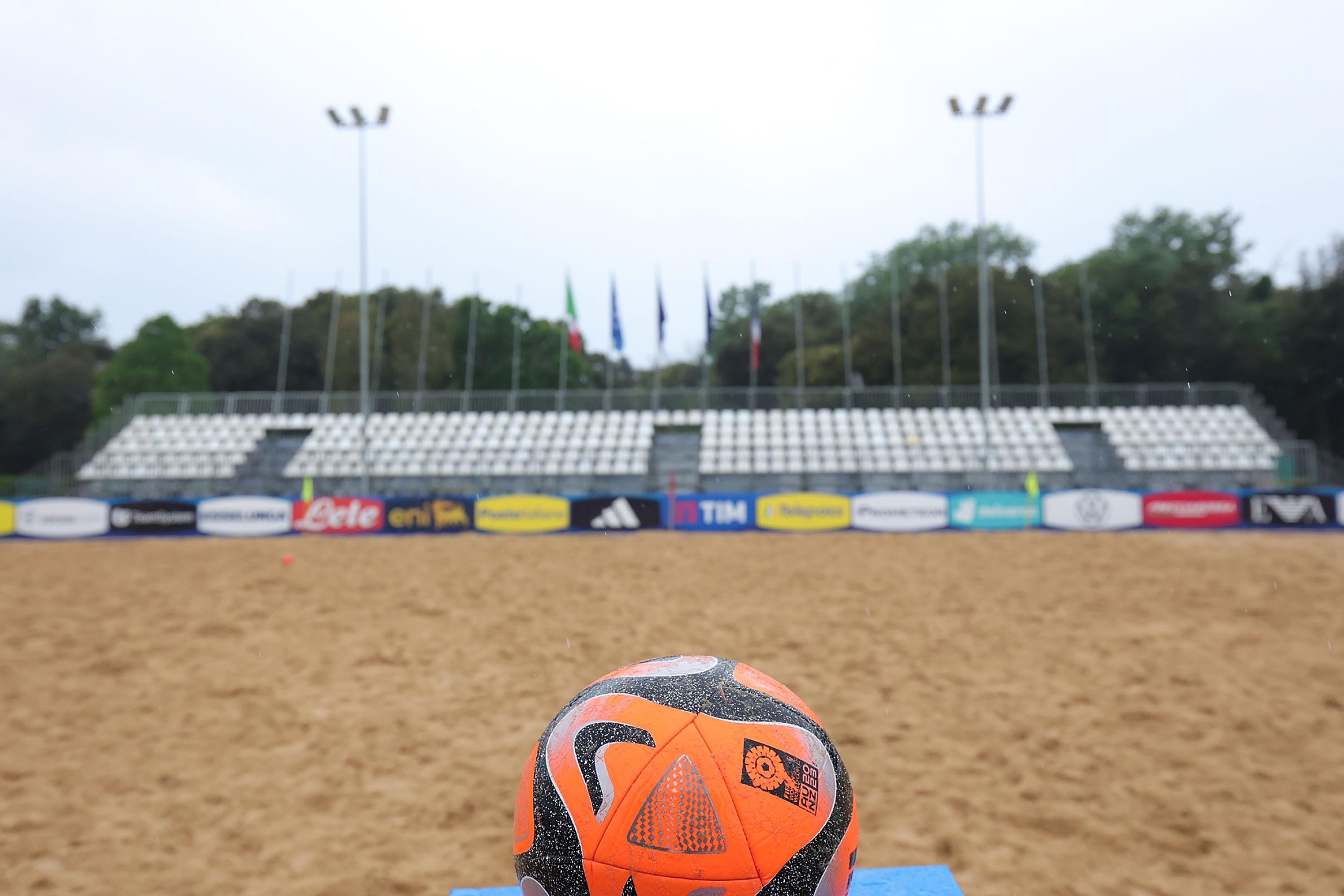TIRRENIA, ITALY - MAY 1: General view during the Beach Soccer Friendly match between Italy and France on May 1, 2024 in Tirrenia, Italy. (Photo by Gabriele Maltinti/Getty Images)
