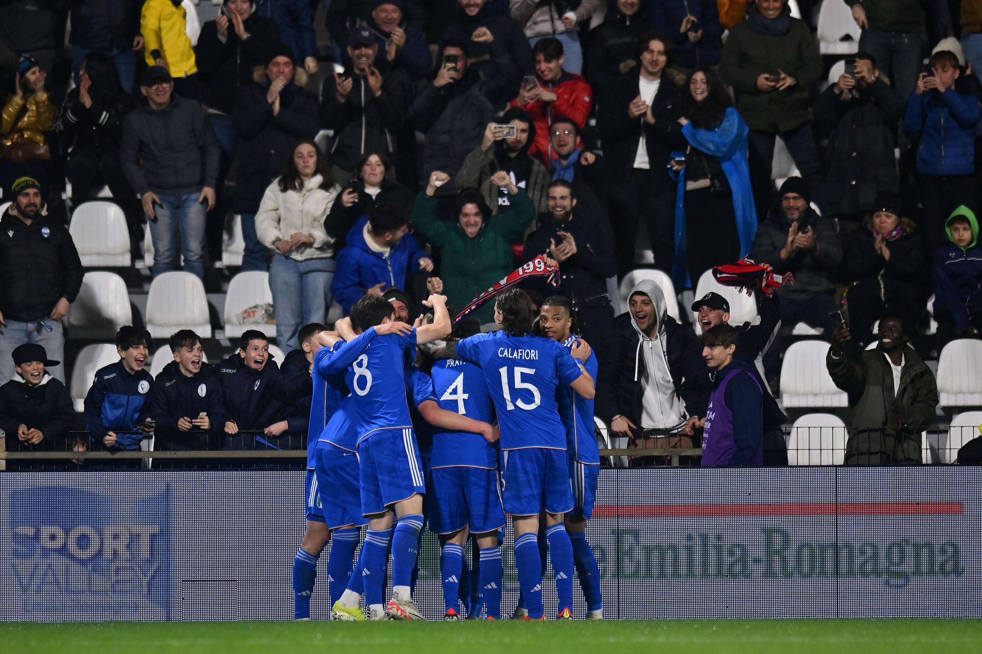 FERRARA, ITALY - MARCH 26:Sponsor Emilia Romagna during the UEFA Under21 EURO Qualifier match between Italy U21 and Turkey U21 at Stadio Paolo Mazza on March 26, 2024 in Ferrara, Italy. (Photo by Alessandro Sabattini/Getty Images)