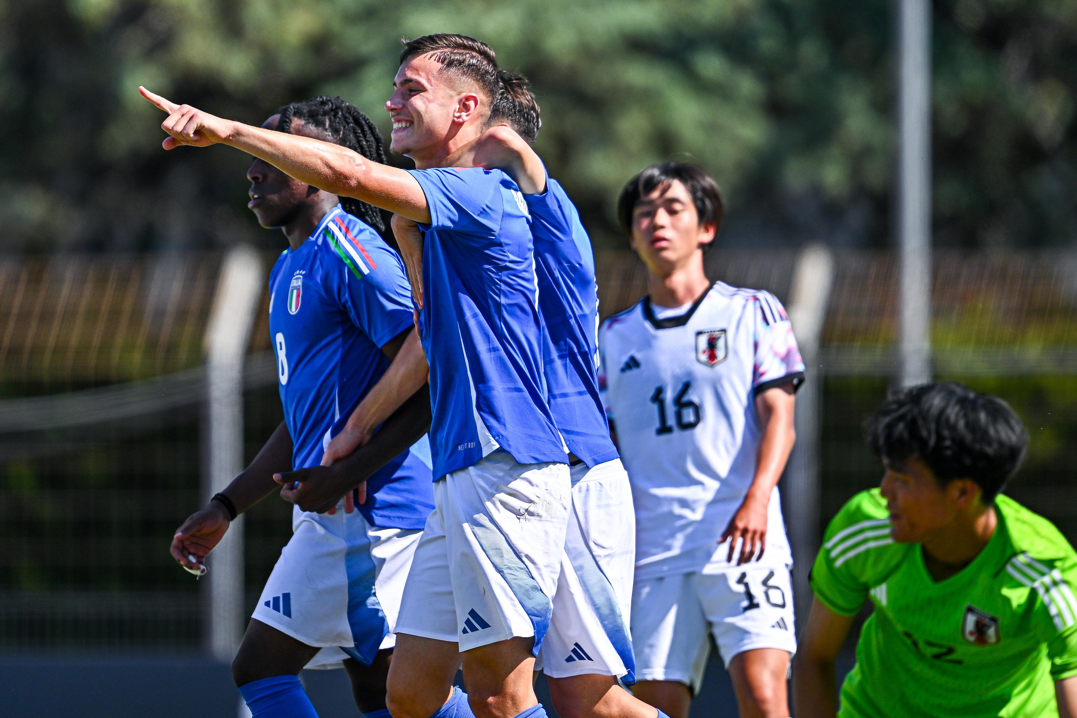 VITROLLES, FRANCE - JUNE 4: Antonio Raimondo of Italy U21 (2nd from left) celebrates with his team-mates after scoring his second goal during the 50th Tournoi Maurice Revello match between Italy U21 and Japan U21 at Stade Jules Ladoumègue on June 4, 2024 in Vitrolles, France. (Photo by Simone Arveda/Getty Images)