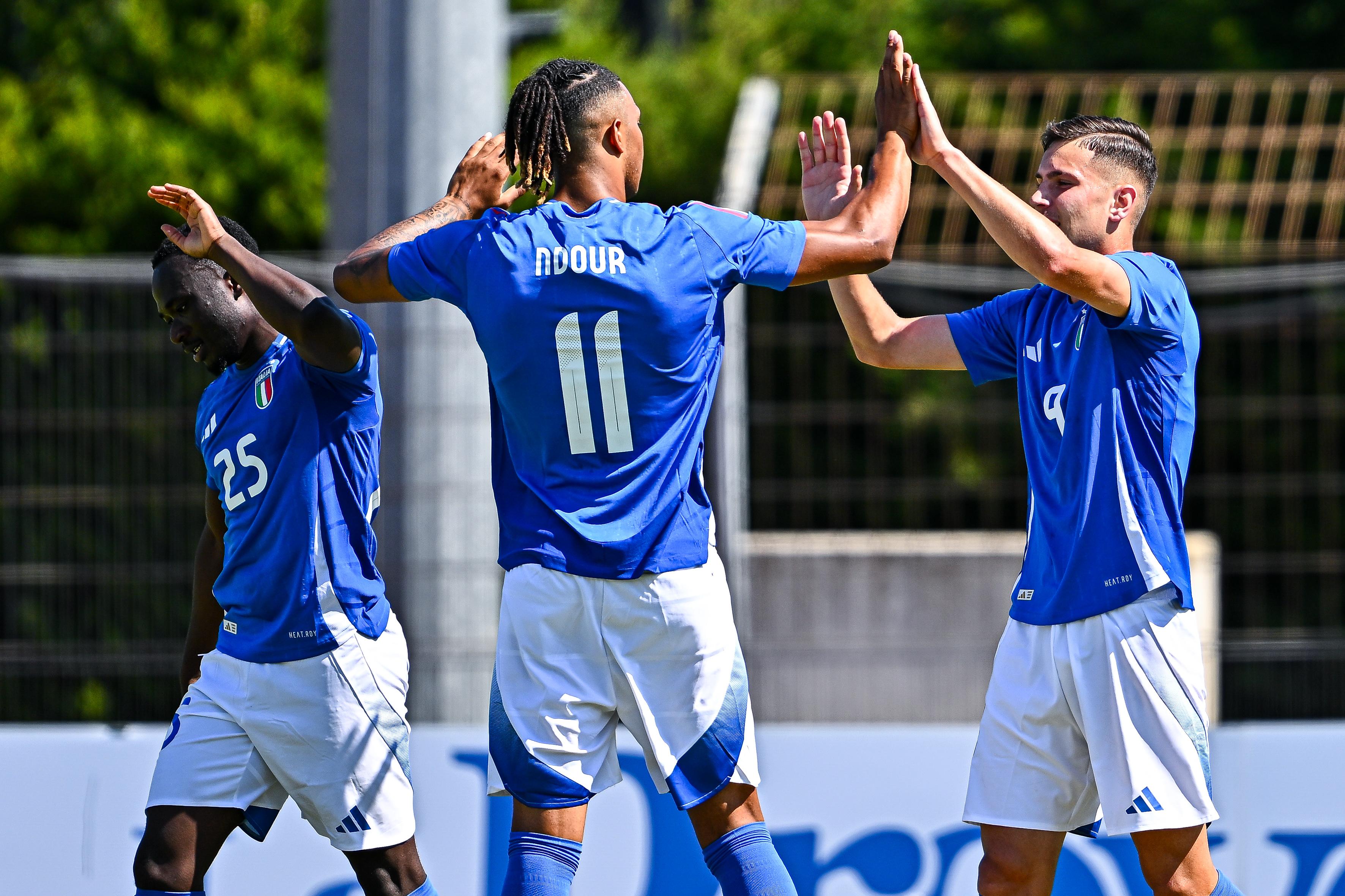 VITROLLES, FRANCE - JUNE 4: Antonio Raimondo of Italy U21 (right) celebrates with his team-mates Seydou Fini and Cher Ndour after scoring a goal during the 50th Tournoi Maurice Revello match between Italy U21 and Japan U21 at Stade Jules Ladoumègue on June 4, 2024 in Vitrolles, France. (Photo by Simone Arveda/Getty Images)