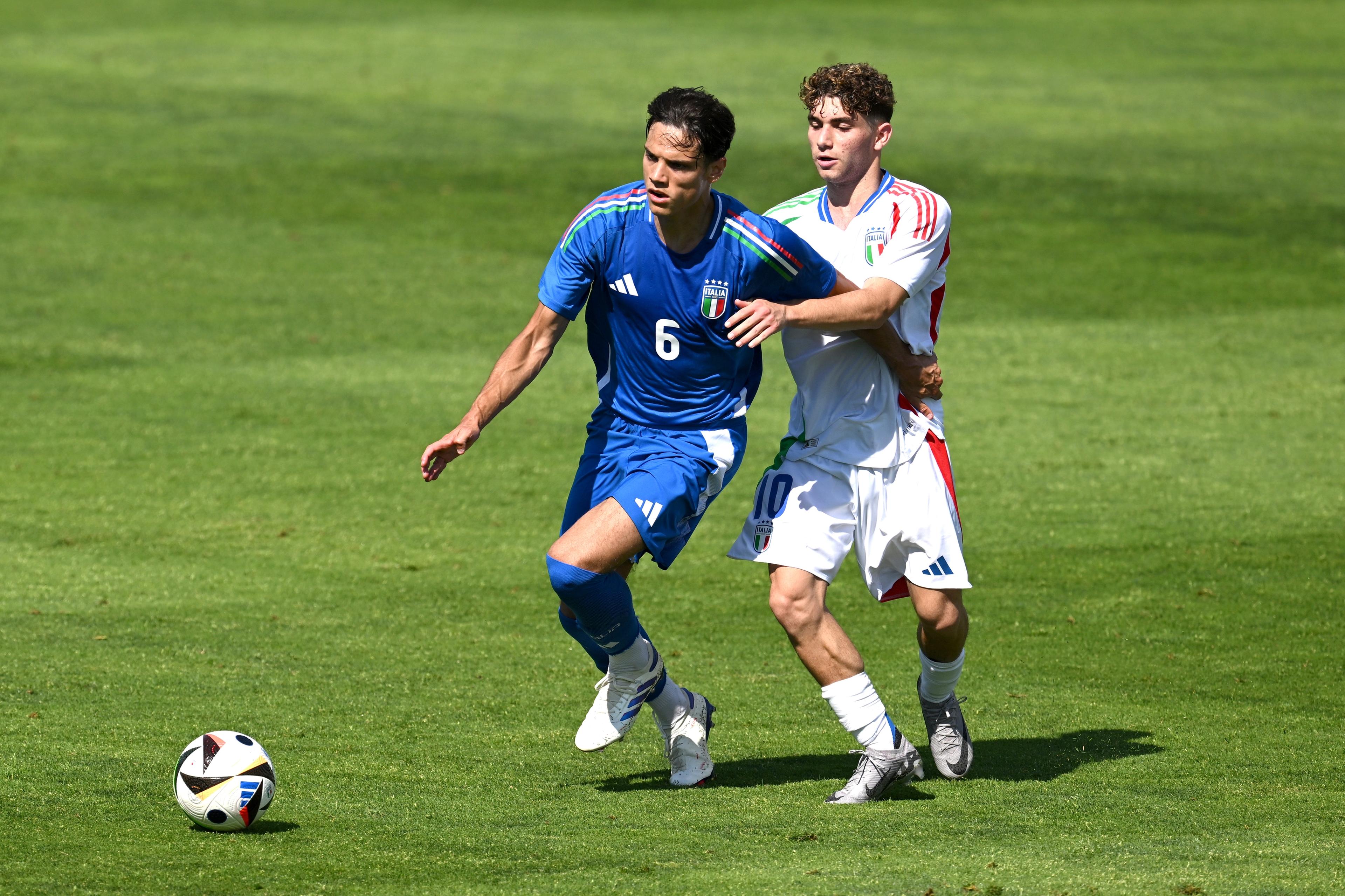 FLORENCE, ITALY - JUNE 05: Samuele Ricci of Italy at Centro Tecnico Federale di Coverciano in action during the Friendly Match beteween Italy and Italy U20 on June 05, 2024 in Florence, Italy. (Photo by Claudio Villa/Getty Images)