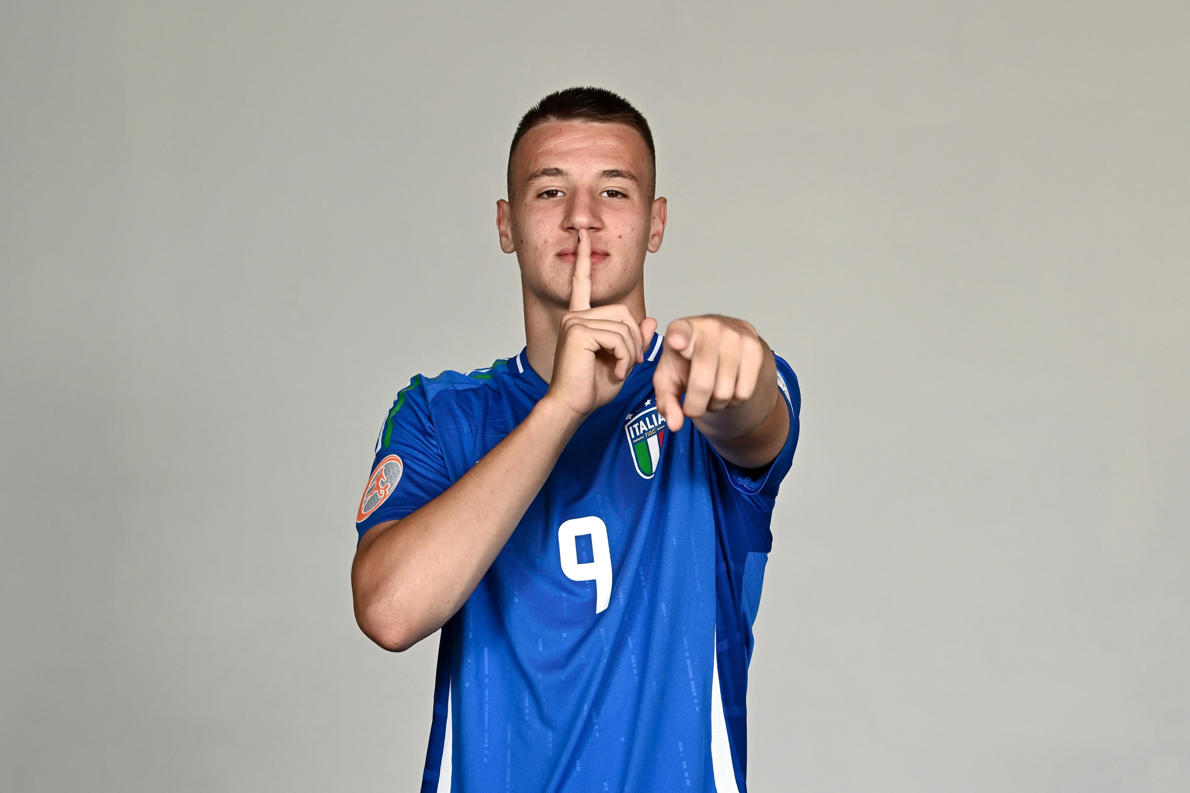 AYIA NAPA, CYPRUS - MAY 20: Francesco Camarda poses for a portrait during a Italy squad portrait session at the UEFA European Under-17 Championship 2023/2024 in the Capo Bay Hotel on May 20, 2024 in Ayia Napa, Cyprus. (Photo by Piaras Ó MÃdheach - Sportsfile/UEFA via Getty Images)